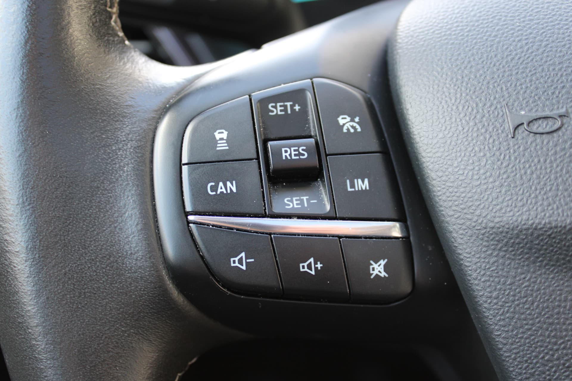 Ford Fiesta 1.0 EcoBoost 125PK Vignale thumbnail 8