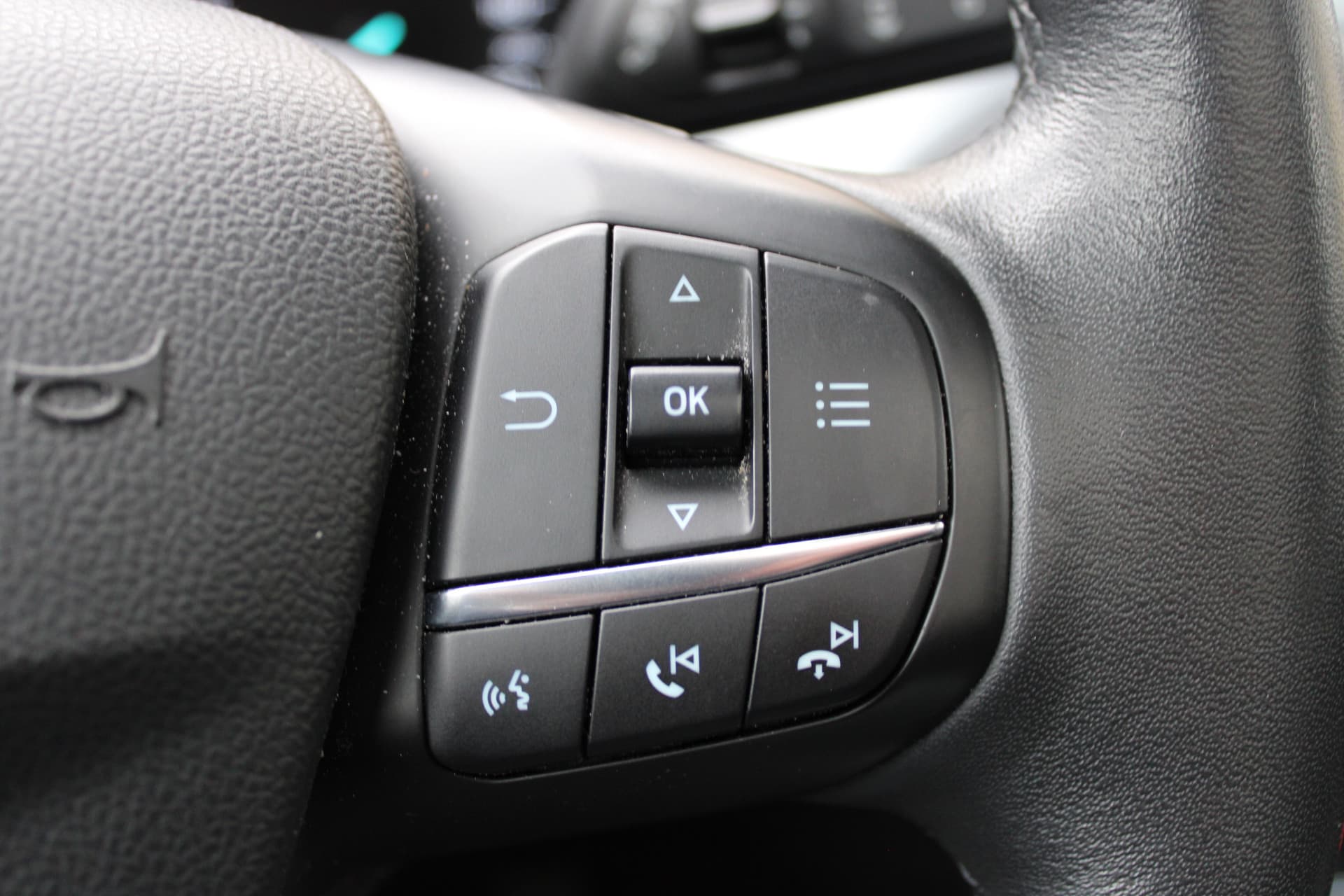 Ford FOCUS Wagon 1.0 EcoBoost Active Business thumbnail 11