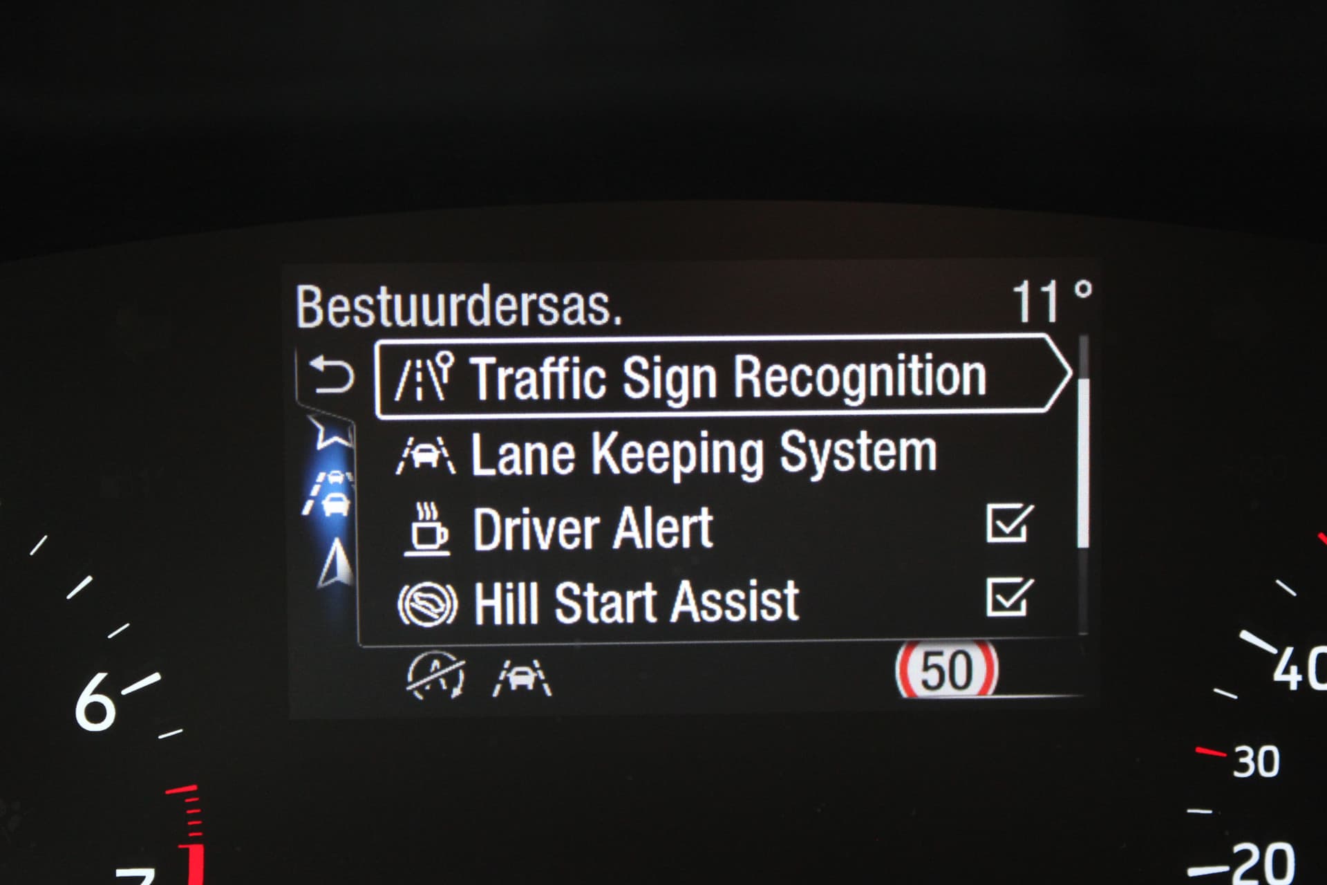 Ford FOCUS Wagon 1.0 EcoBoost Active Business thumbnail 25