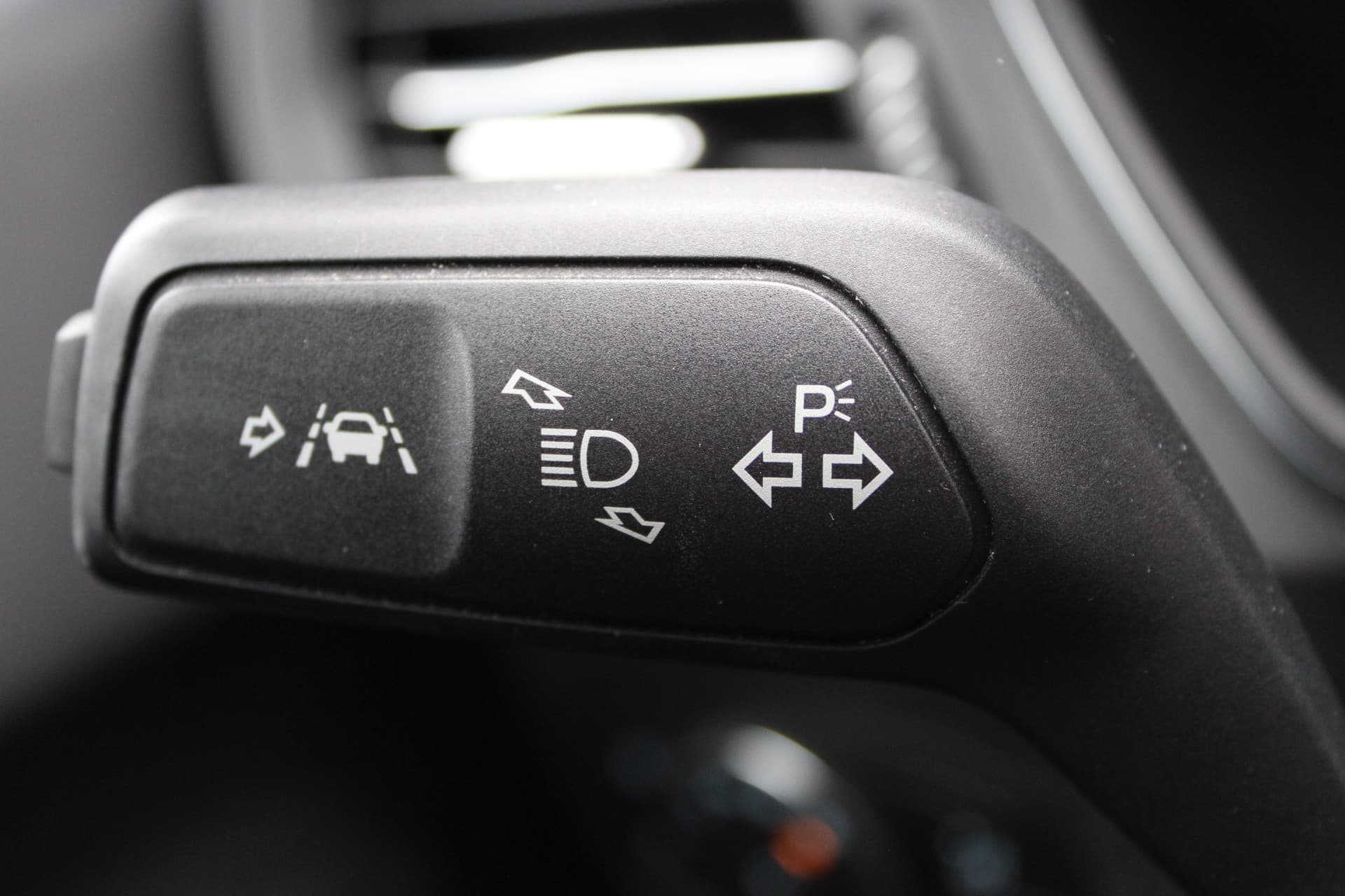 Ford FOCUS Wagon 1.0 EcoBoost Active Business thumbnail 34