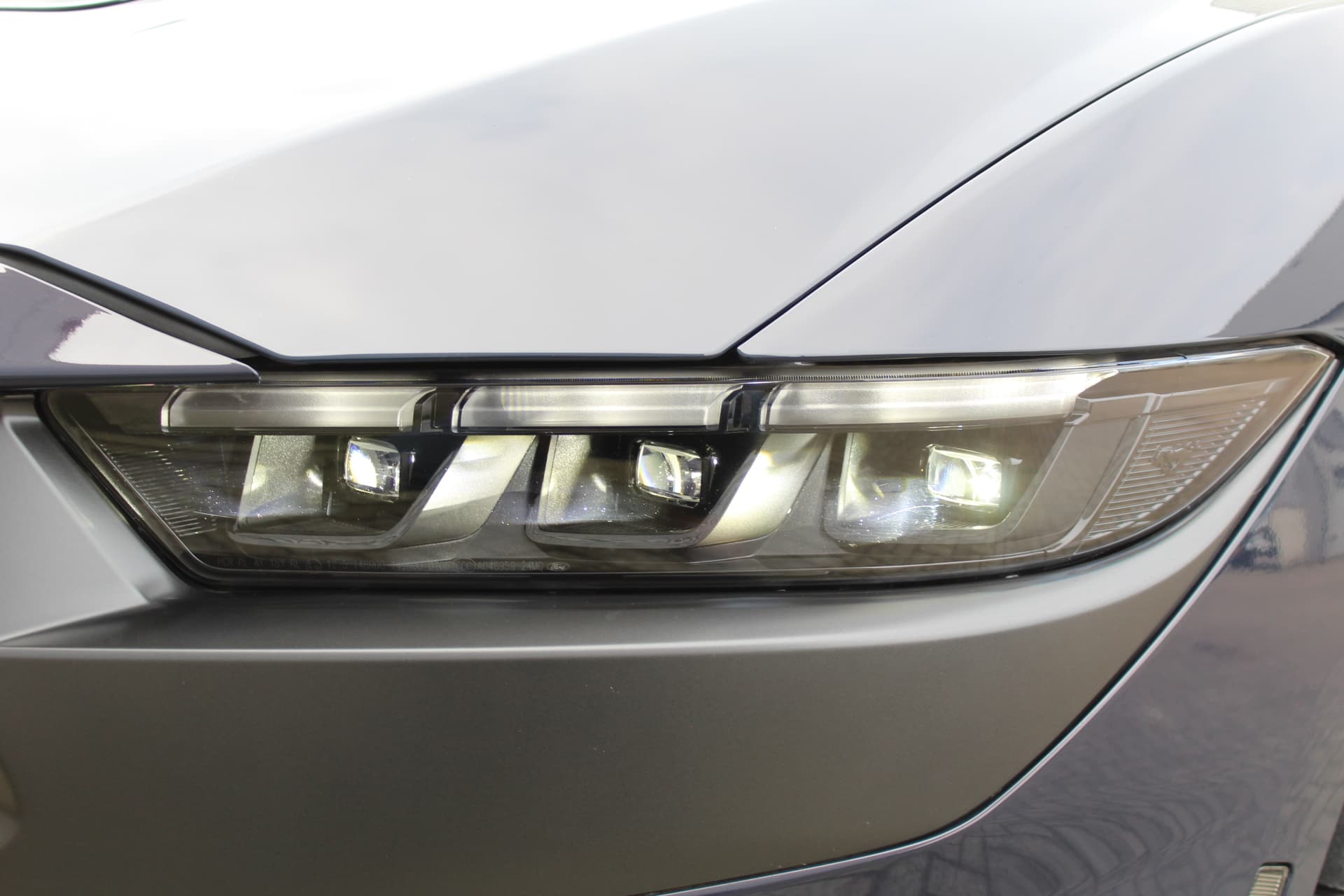 Ford Mustang Fastback 5.0 V8 Dark Horse thumbnail 16