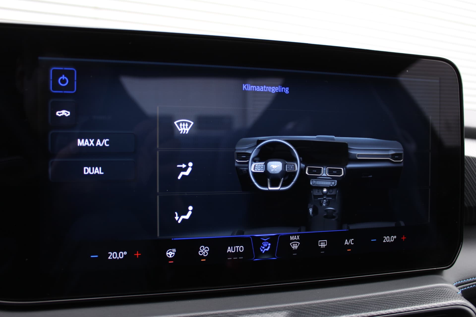 Ford Mustang Fastback 5.0 V8 Dark Horse thumbnail 32