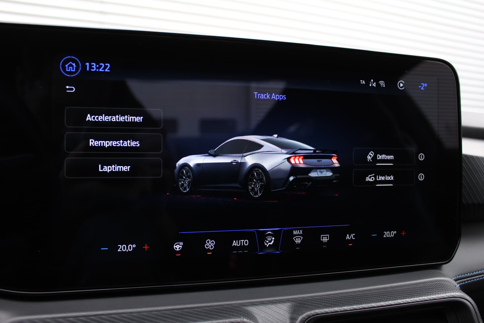 Ford Mustang Fastback 5.0 V8 Dark Horse thumbnail 40