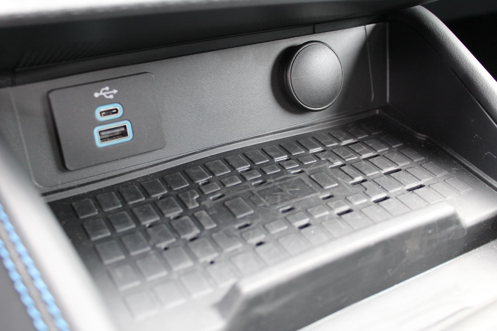 Ford Mustang Fastback 5.0 V8 Dark Horse thumbnail 49