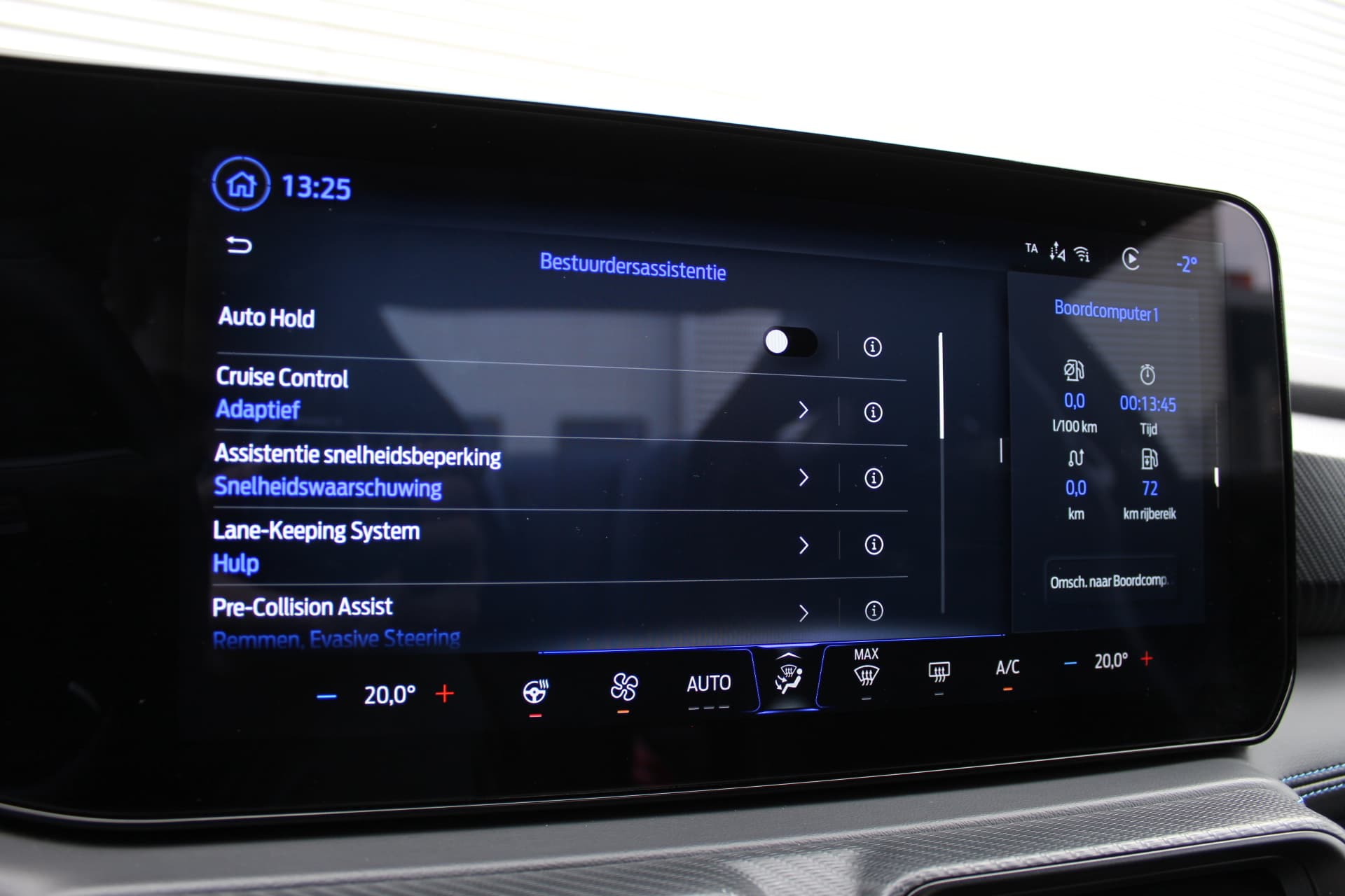 Ford Mustang Fastback 5.0 V8 Dark Horse thumbnail 61