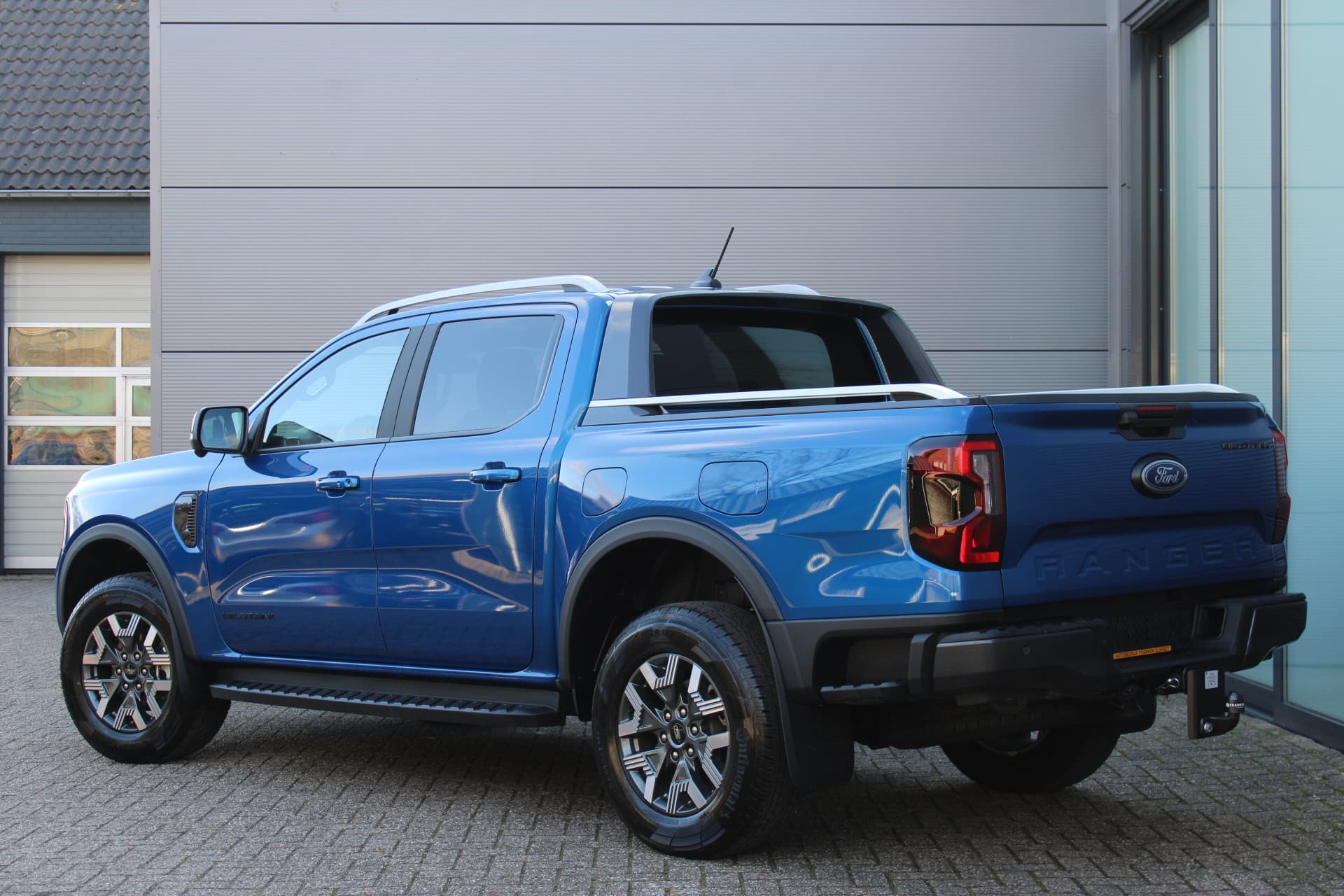 Ford Ranger 2.3 Double Cab PHEV Wildtrak thumbnail 3