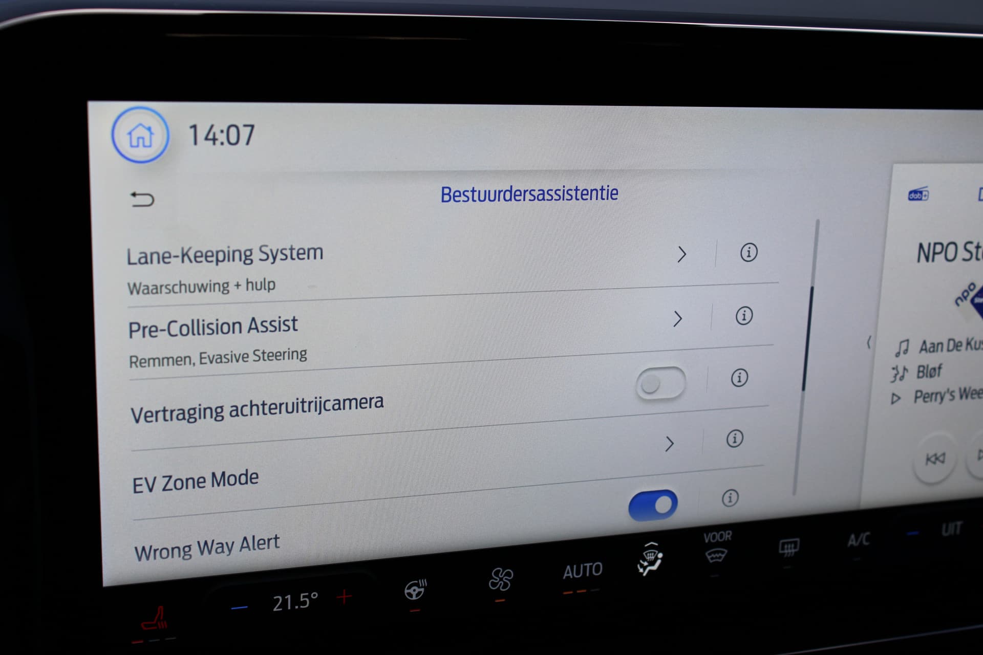 Ford Tourneo Custom PHEV L1H1 Sport thumbnail 20