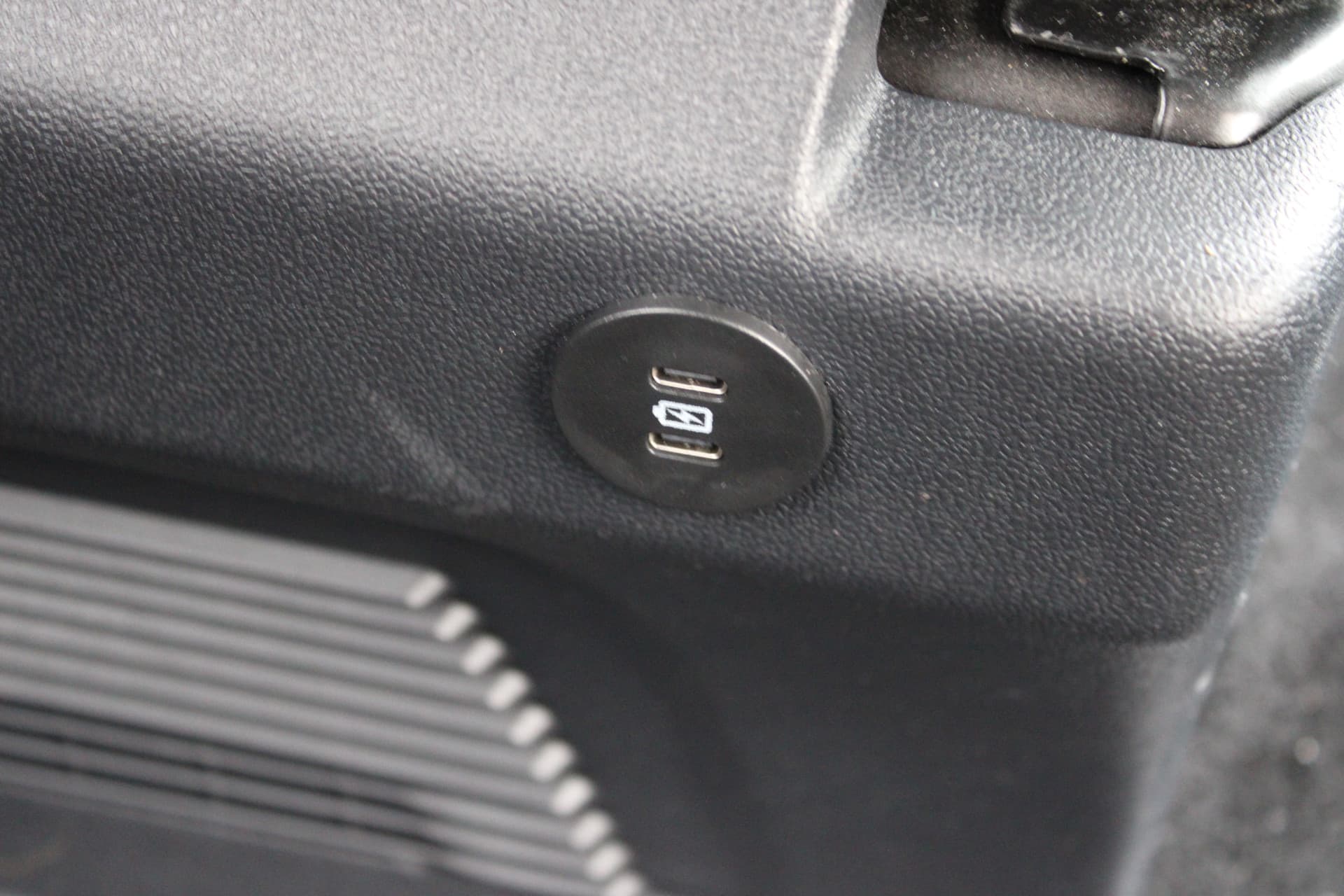 Ford Tourneo Custom PHEV L1H1 Active X thumbnail 36