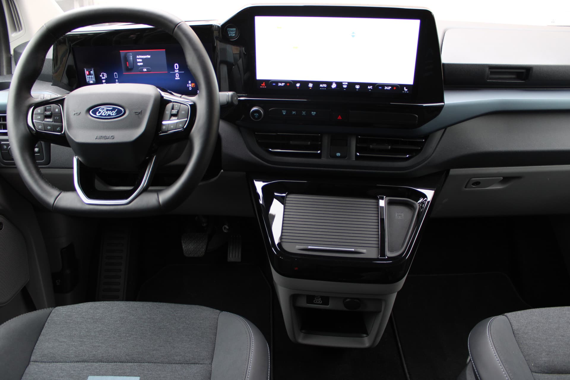 Ford Tourneo Custom PHEV L1H1 Active X thumbnail 5