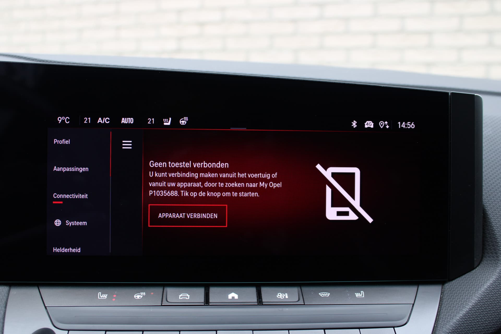 Opel Astra 1.6 Hybrid Ultimate thumbnail 16