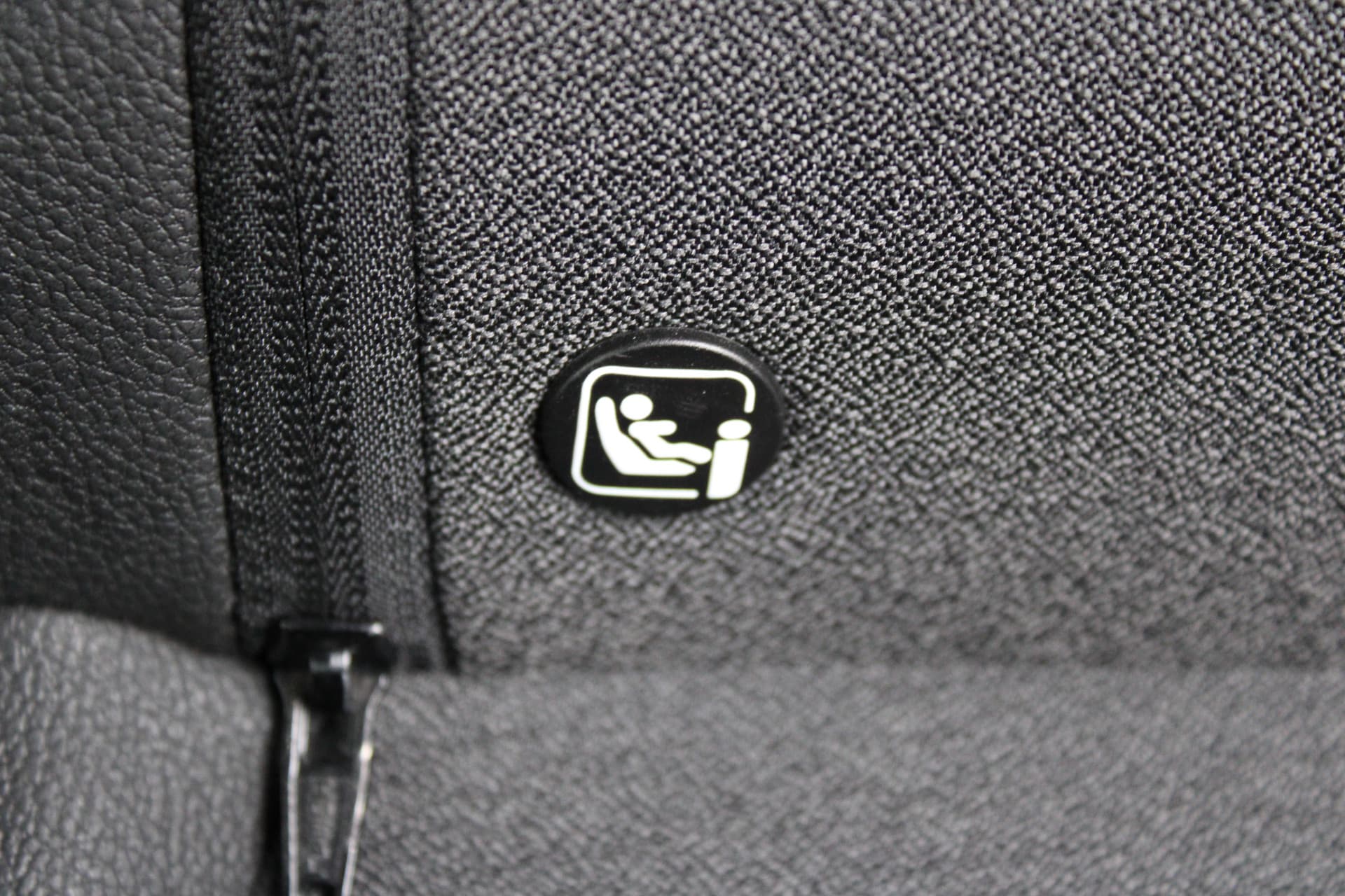 Opel Astra 1.6 Hybrid Ultimate thumbnail 40