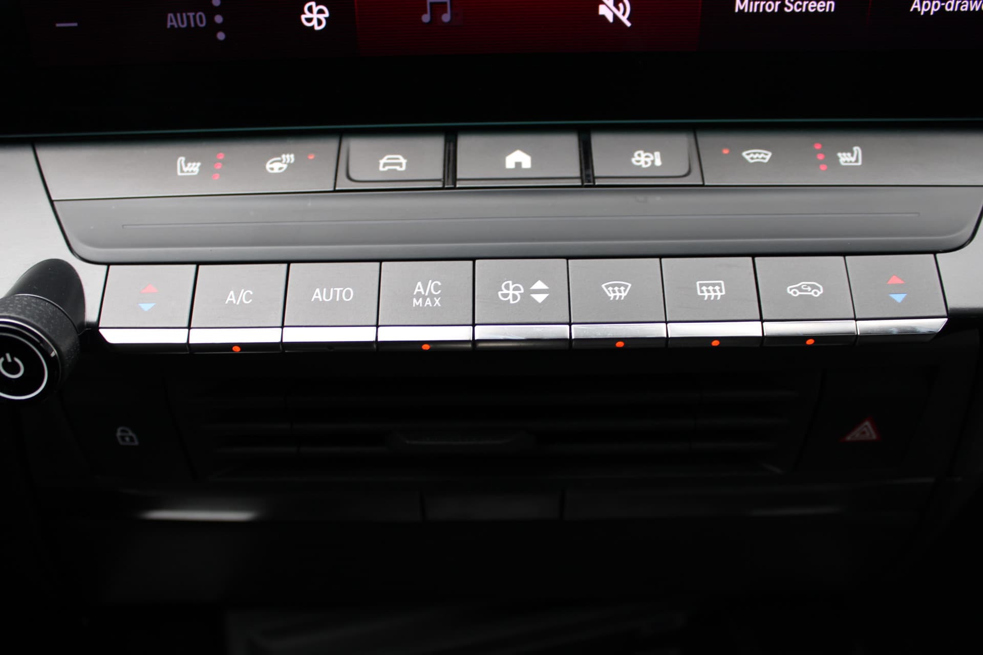 Opel Astra 1.6 Hybrid Ultimate thumbnail 41