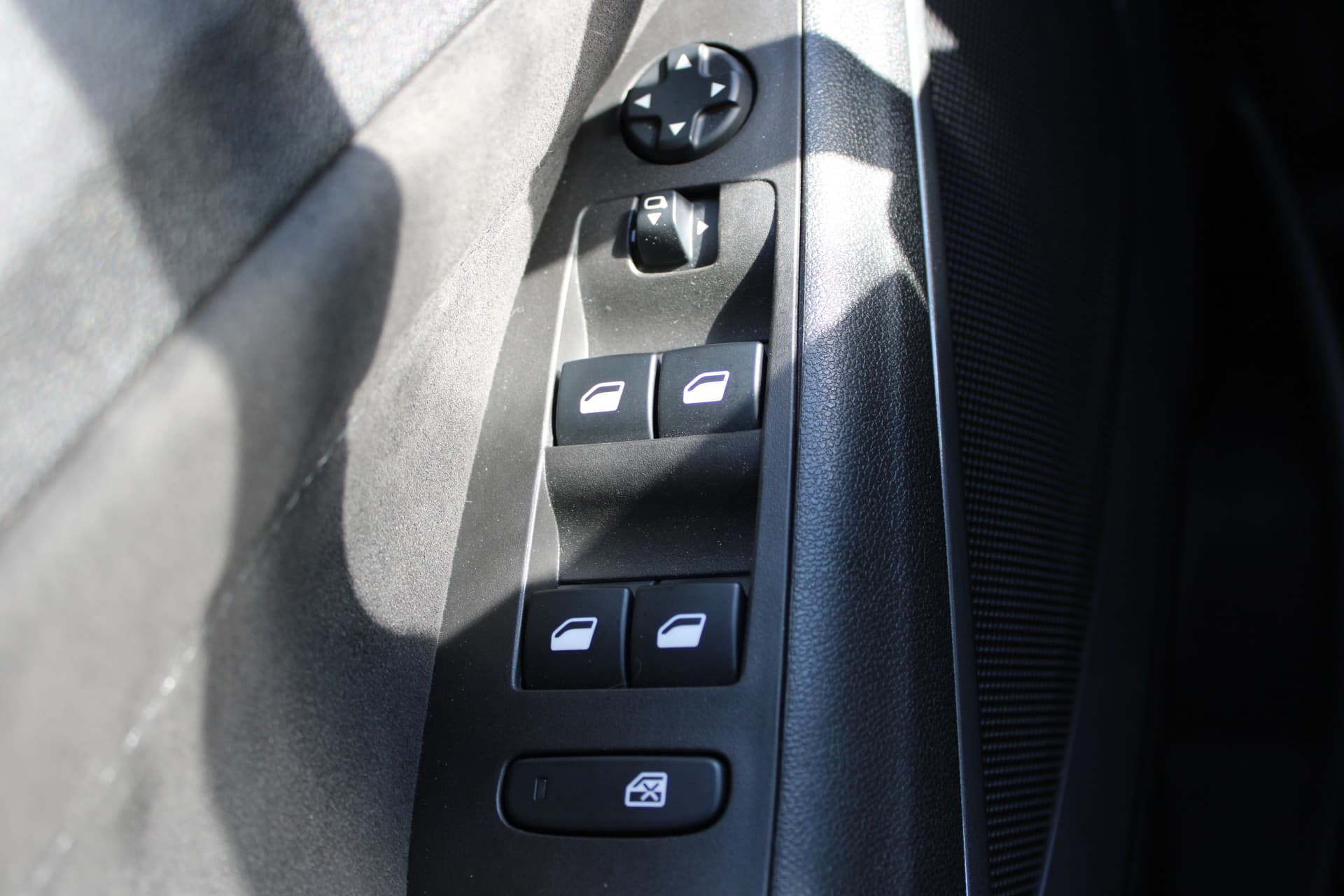 Opel Crossland 1.2 Turbo Ultimate thumbnail 15