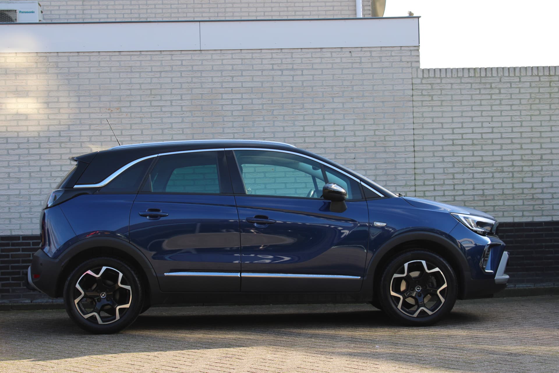 Opel Crossland 1.2 Turbo Ultimate thumbnail 2