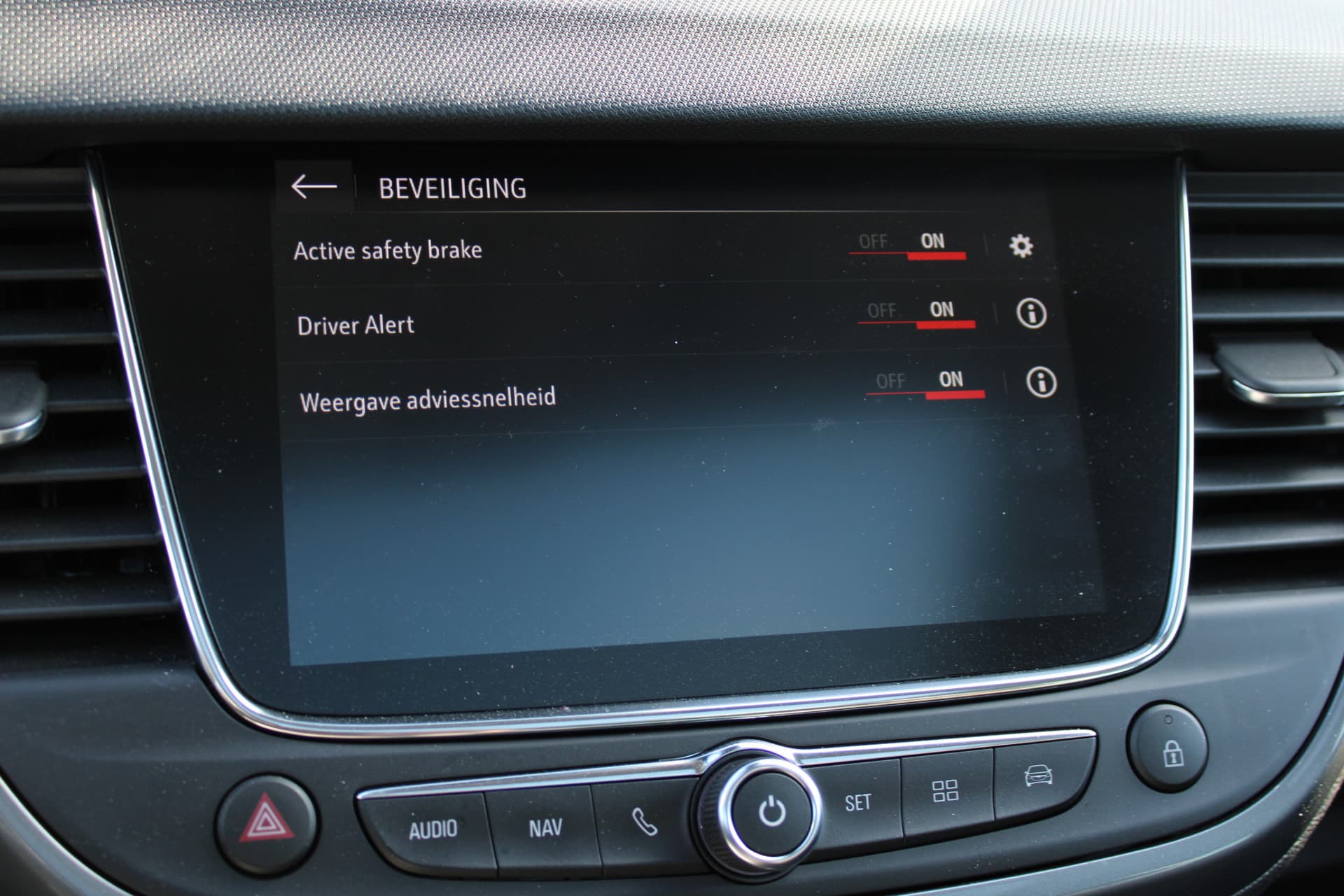 Opel Crossland 1.2 Turbo Ultimate thumbnail 33