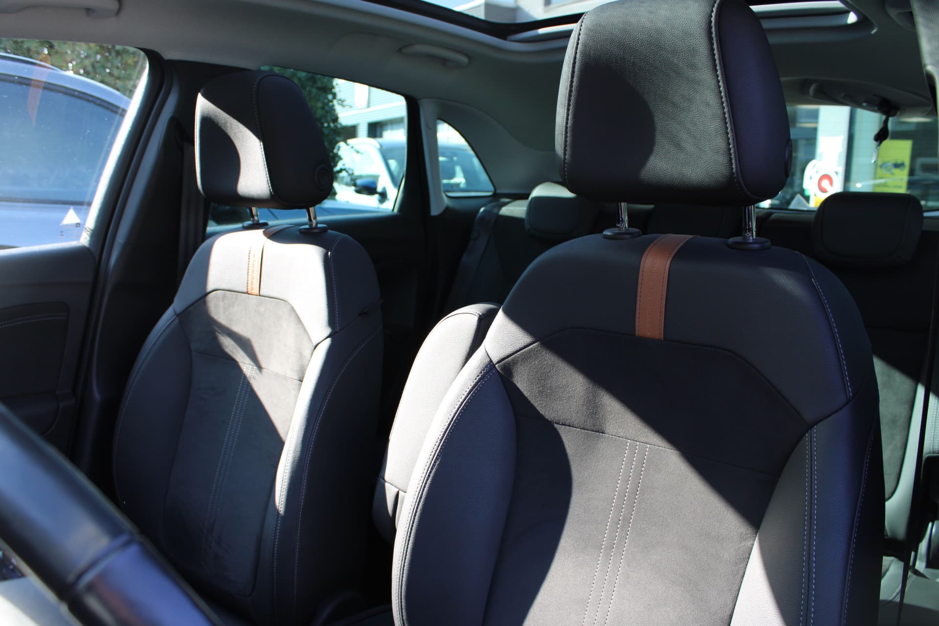 Opel Crossland 1.2 Turbo Ultimate thumbnail 37