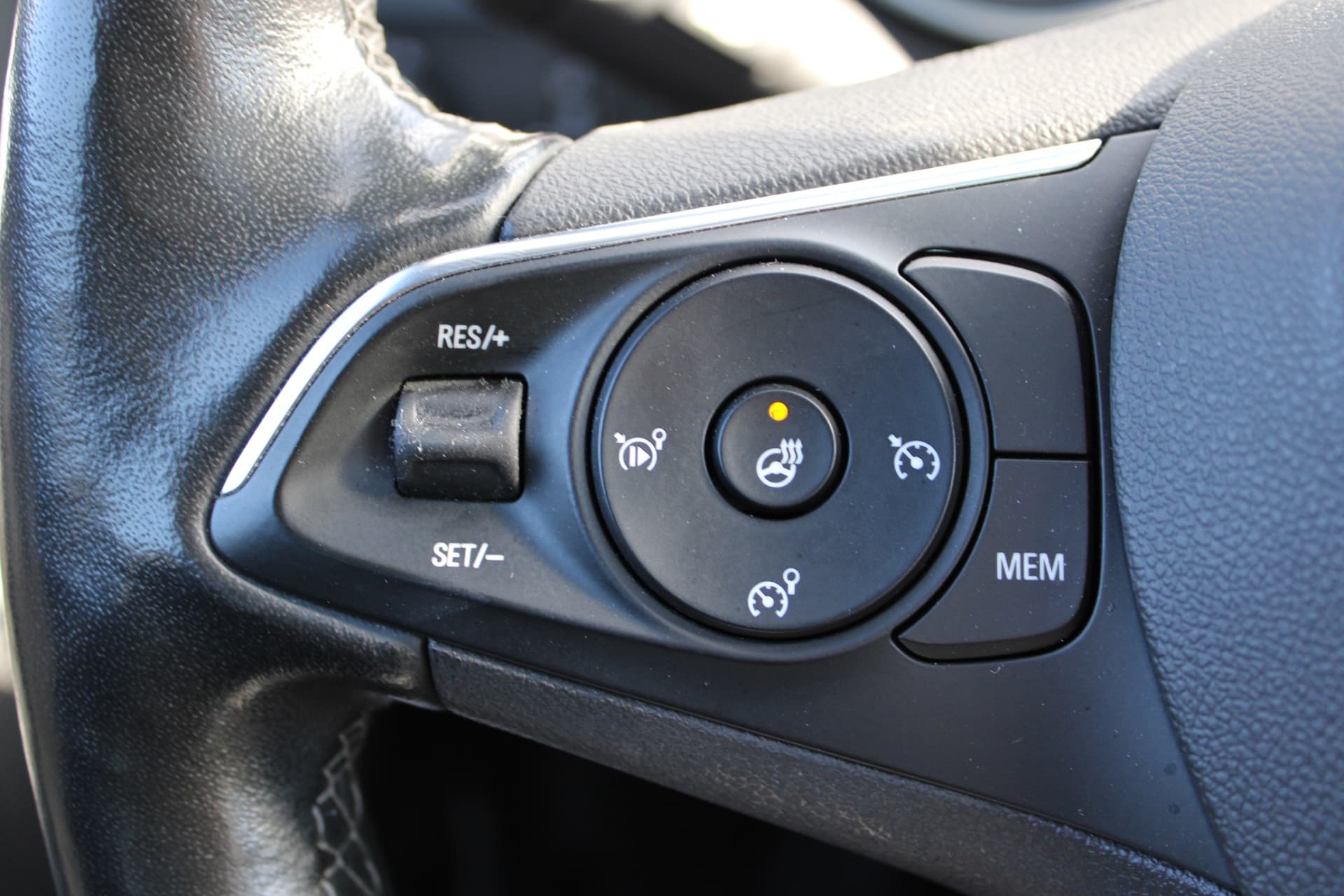 Opel Crossland 1.2 Turbo Ultimate thumbnail 8