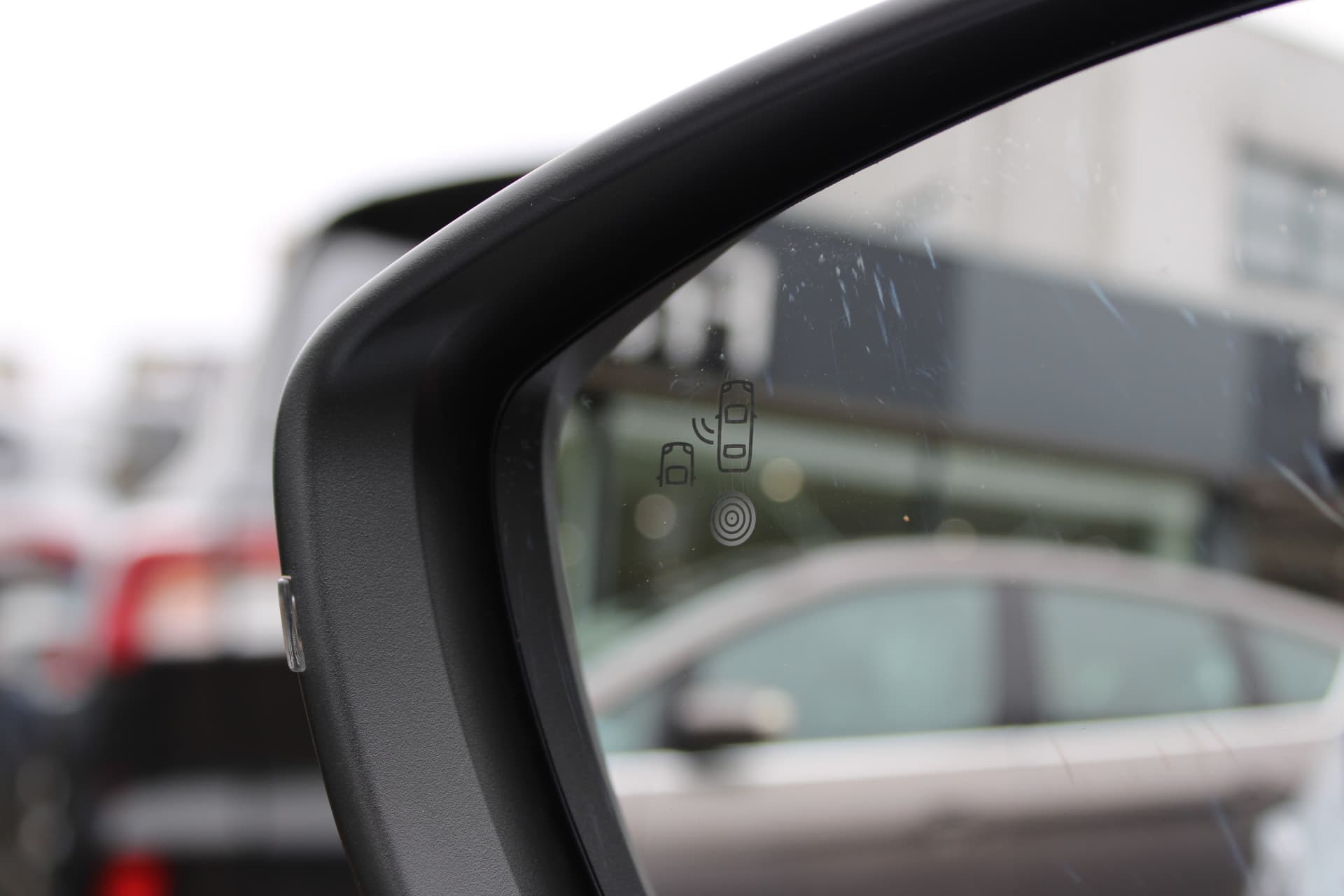 Peugeot 2008 1.2T Allure Pack thumbnail 15