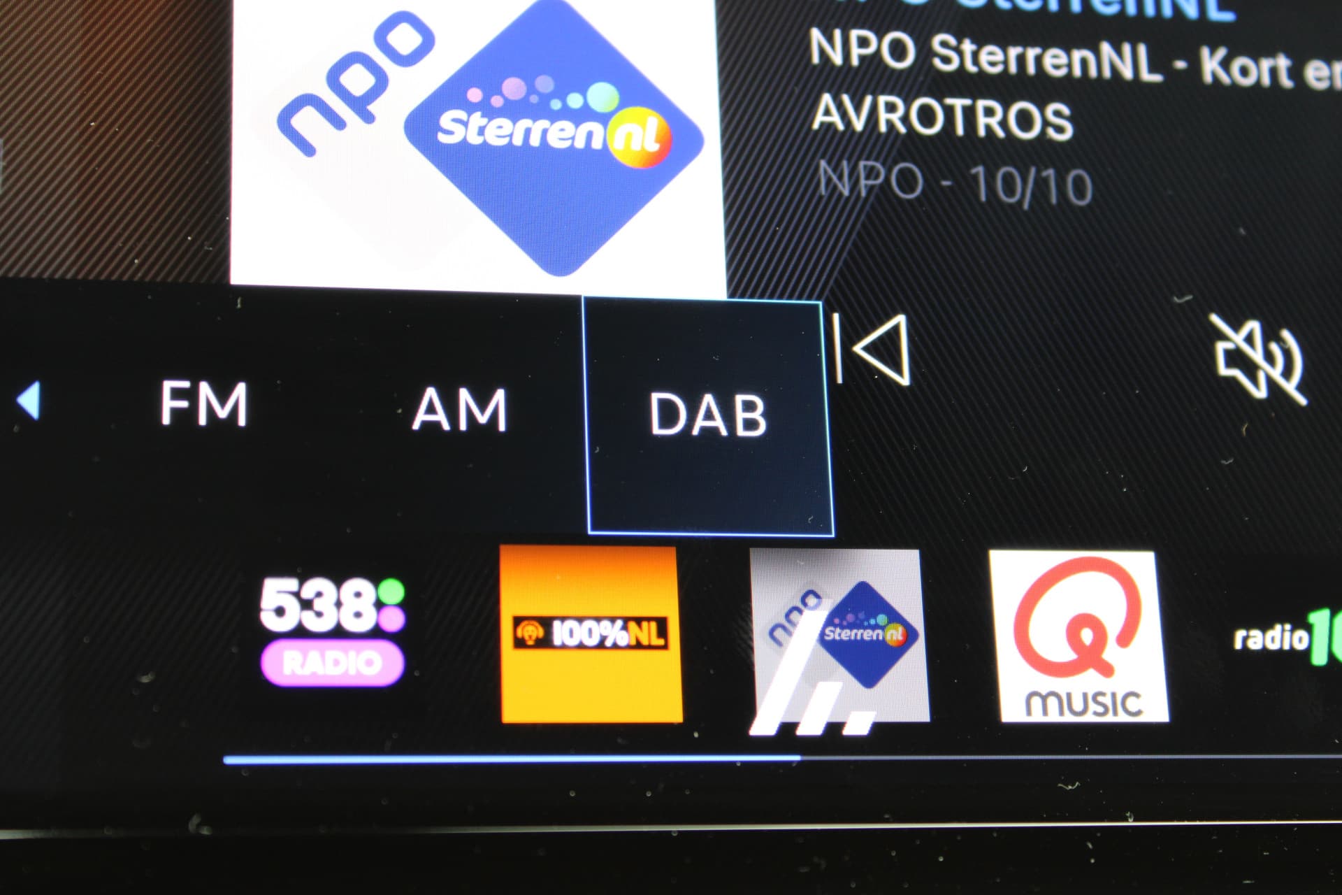 Peugeot 2008 1.2T Allure Pack thumbnail 19