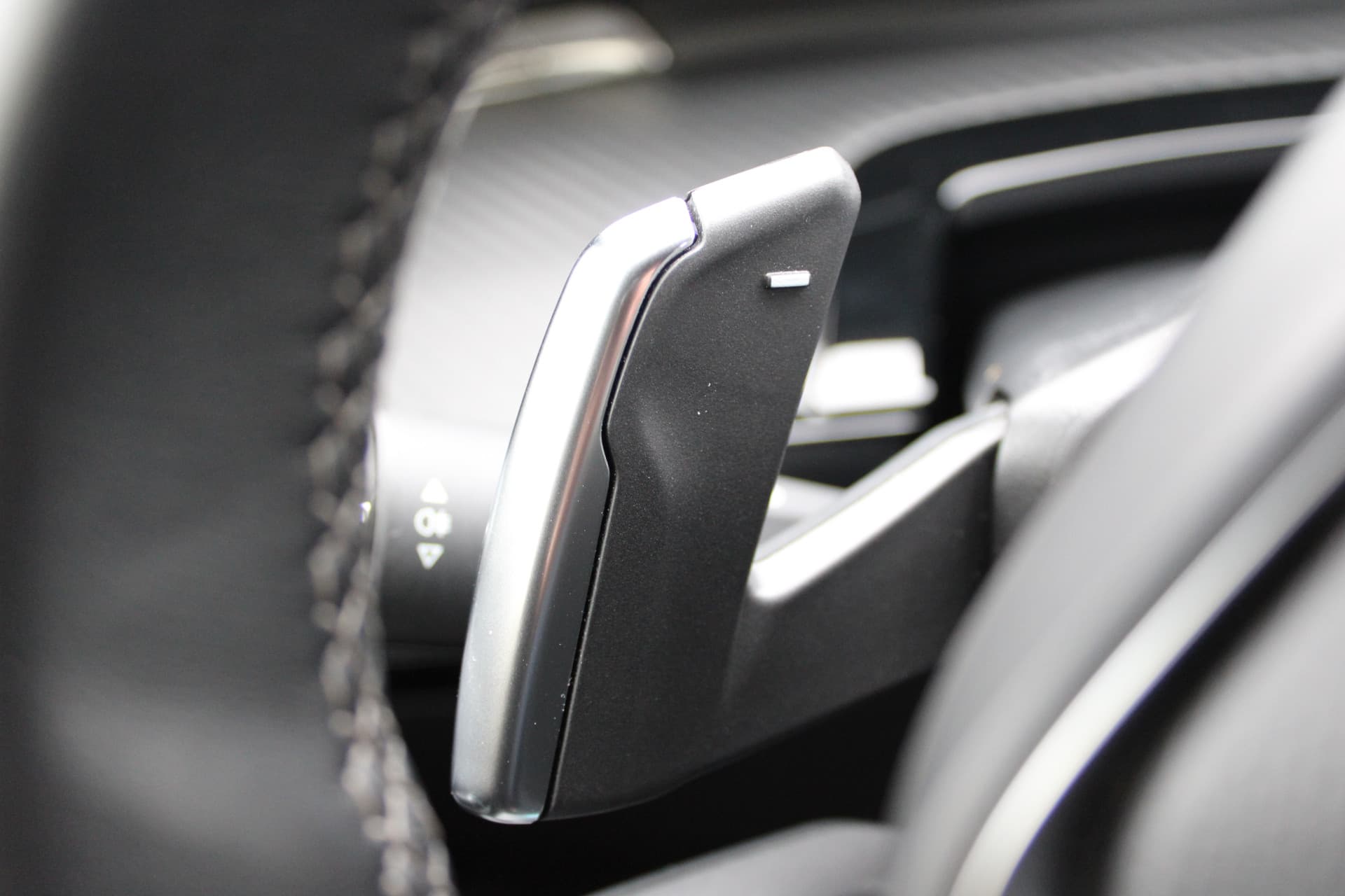 Peugeot 508 SW 1.6 HYbrid Allure Pack Business thumbnail 27