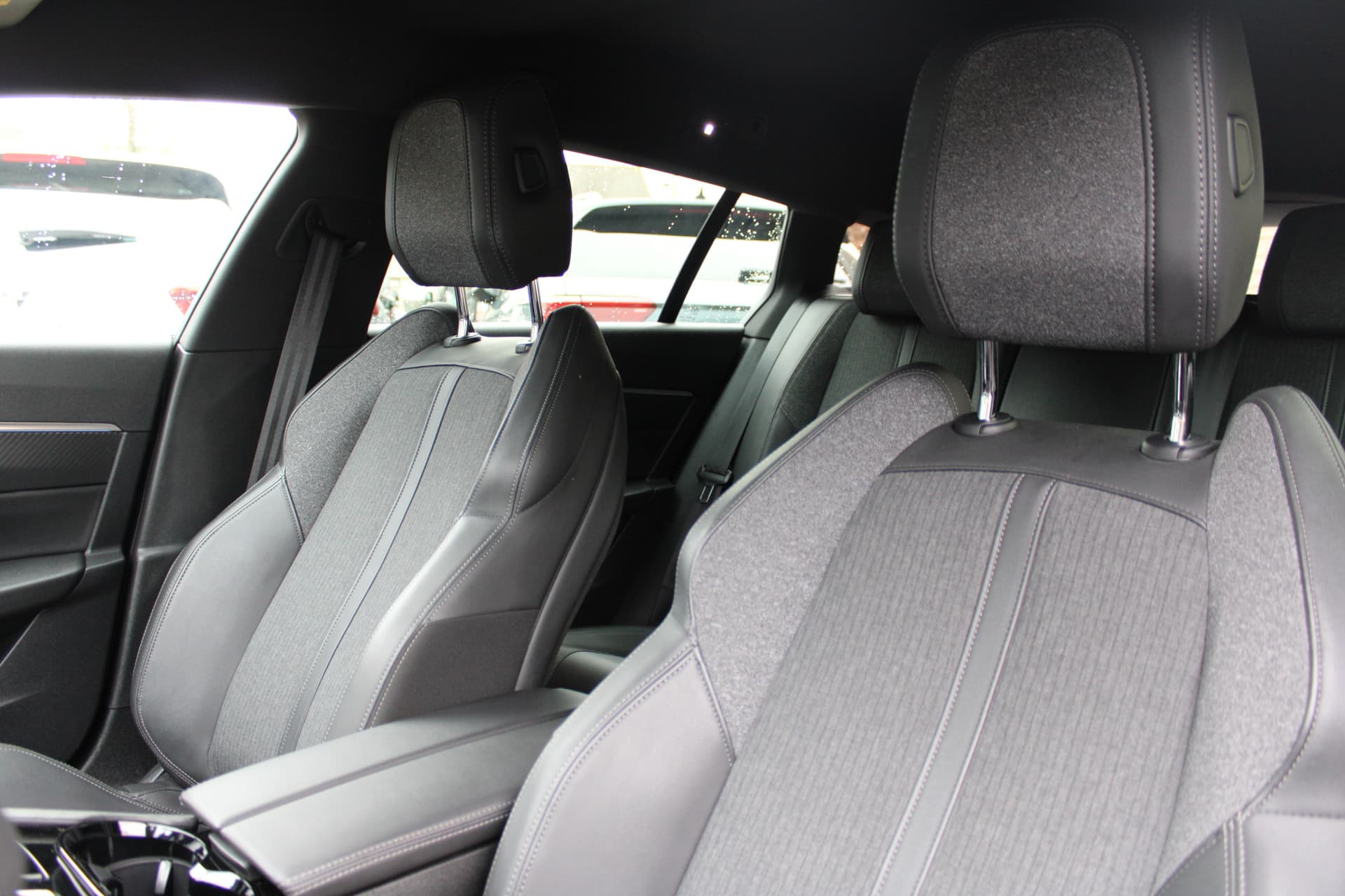 Peugeot 508 SW 1.6 HYbrid Allure Pack Business thumbnail 33