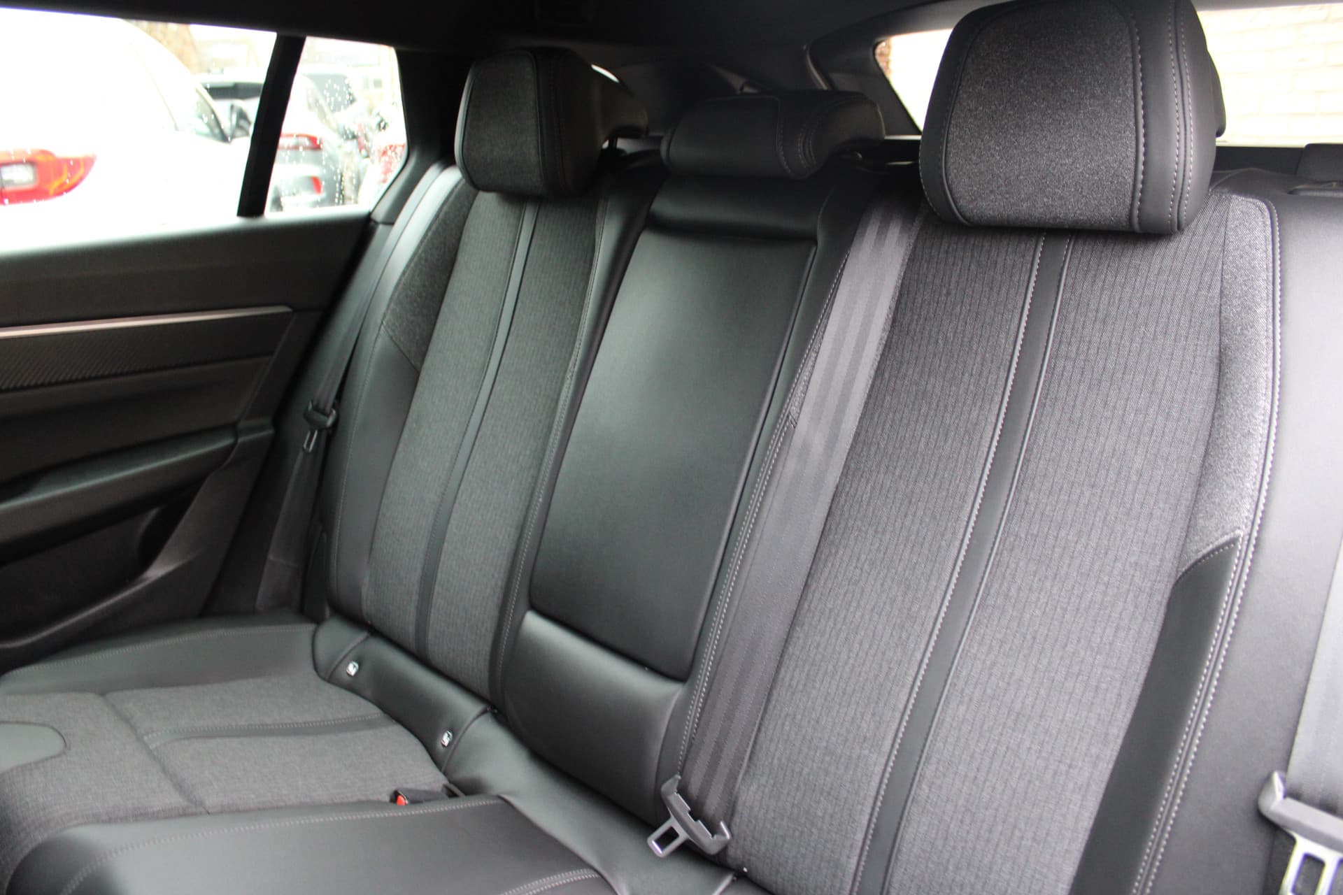 Peugeot 508 SW 1.6 HYbrid Allure Pack Business thumbnail 36