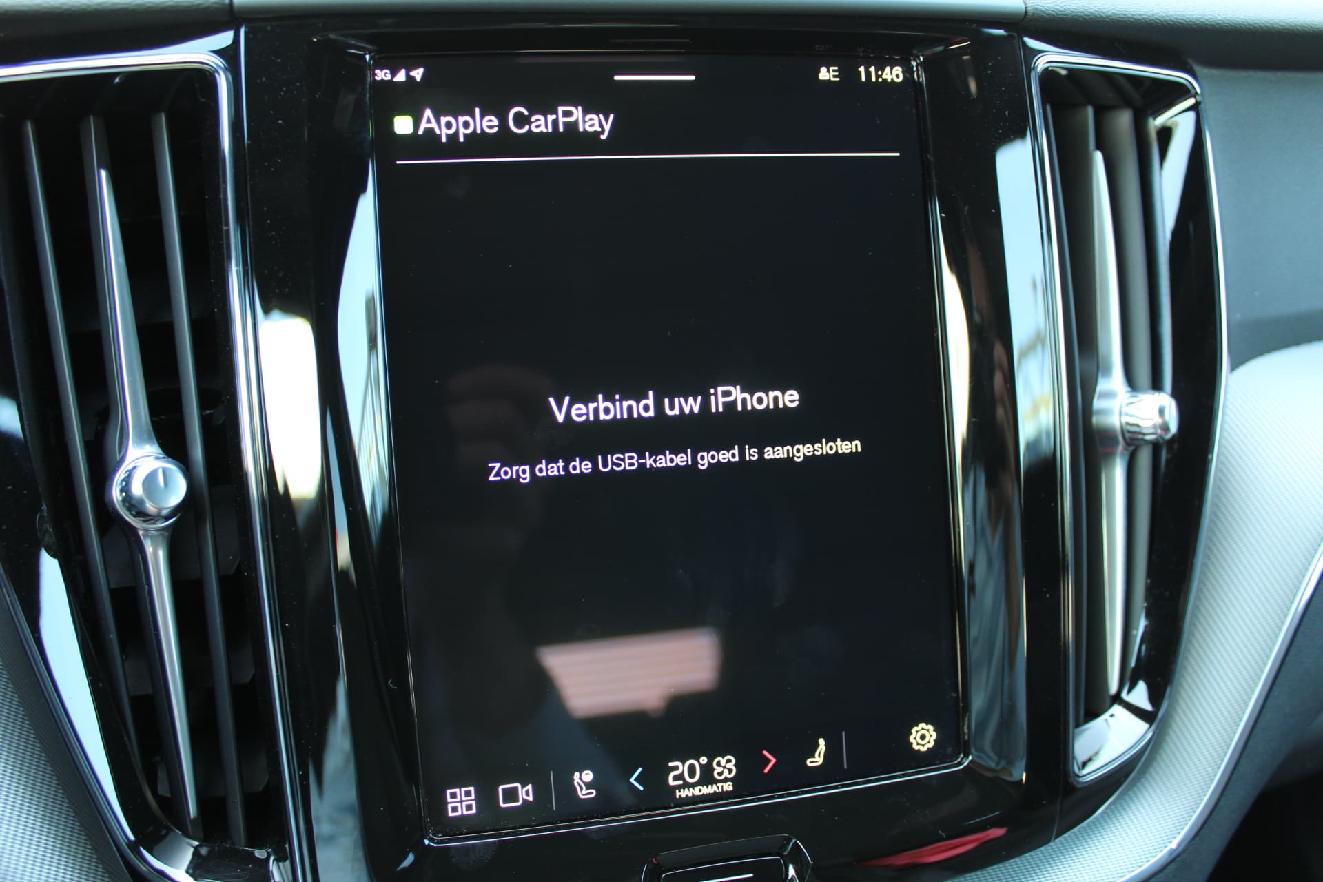 Volvo XC60 2.0 T6 PHEV Plus Black Edition thumbnail 27