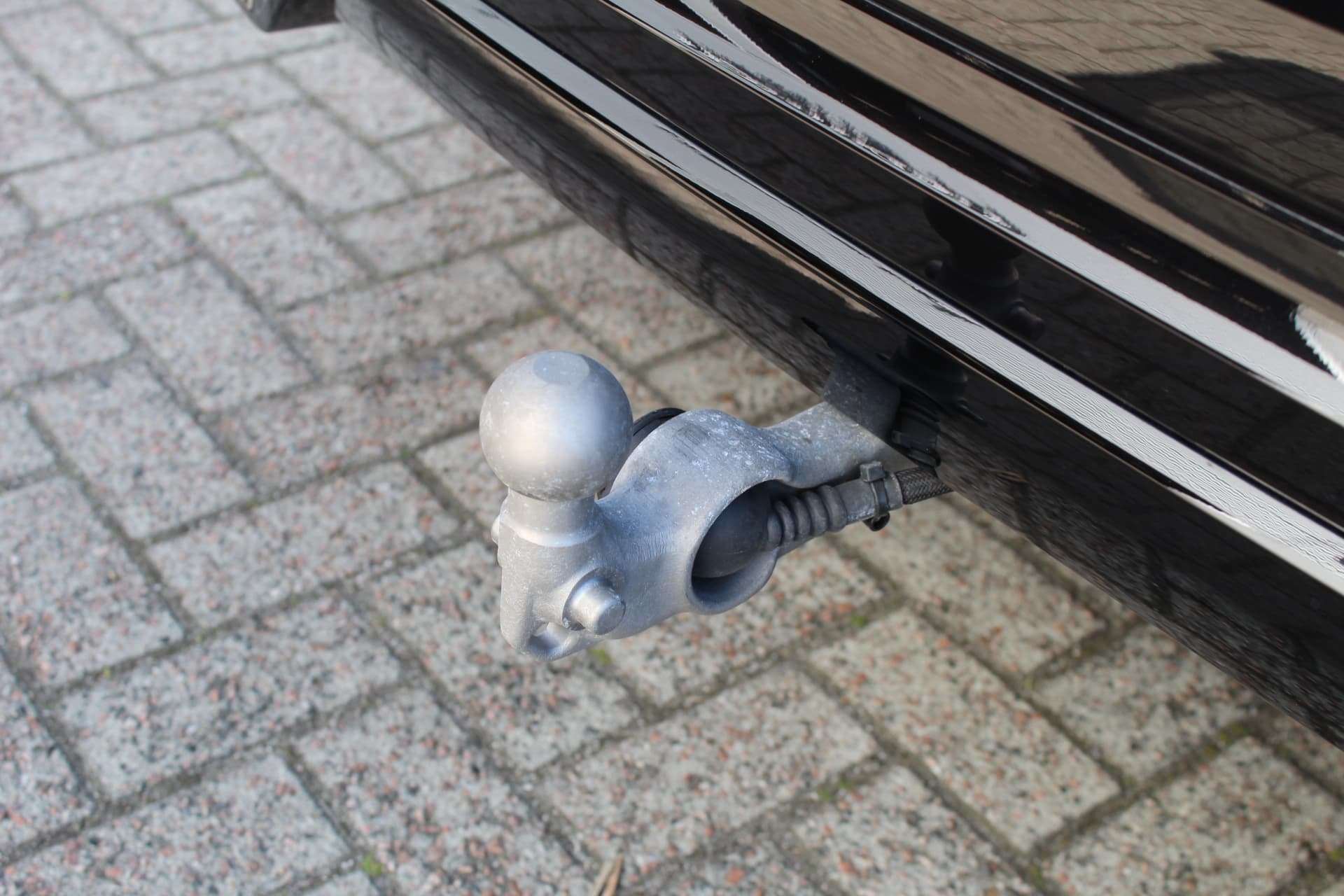 Volvo XC60 2.0 T6 PHEV Plus Black Edition thumbnail 47