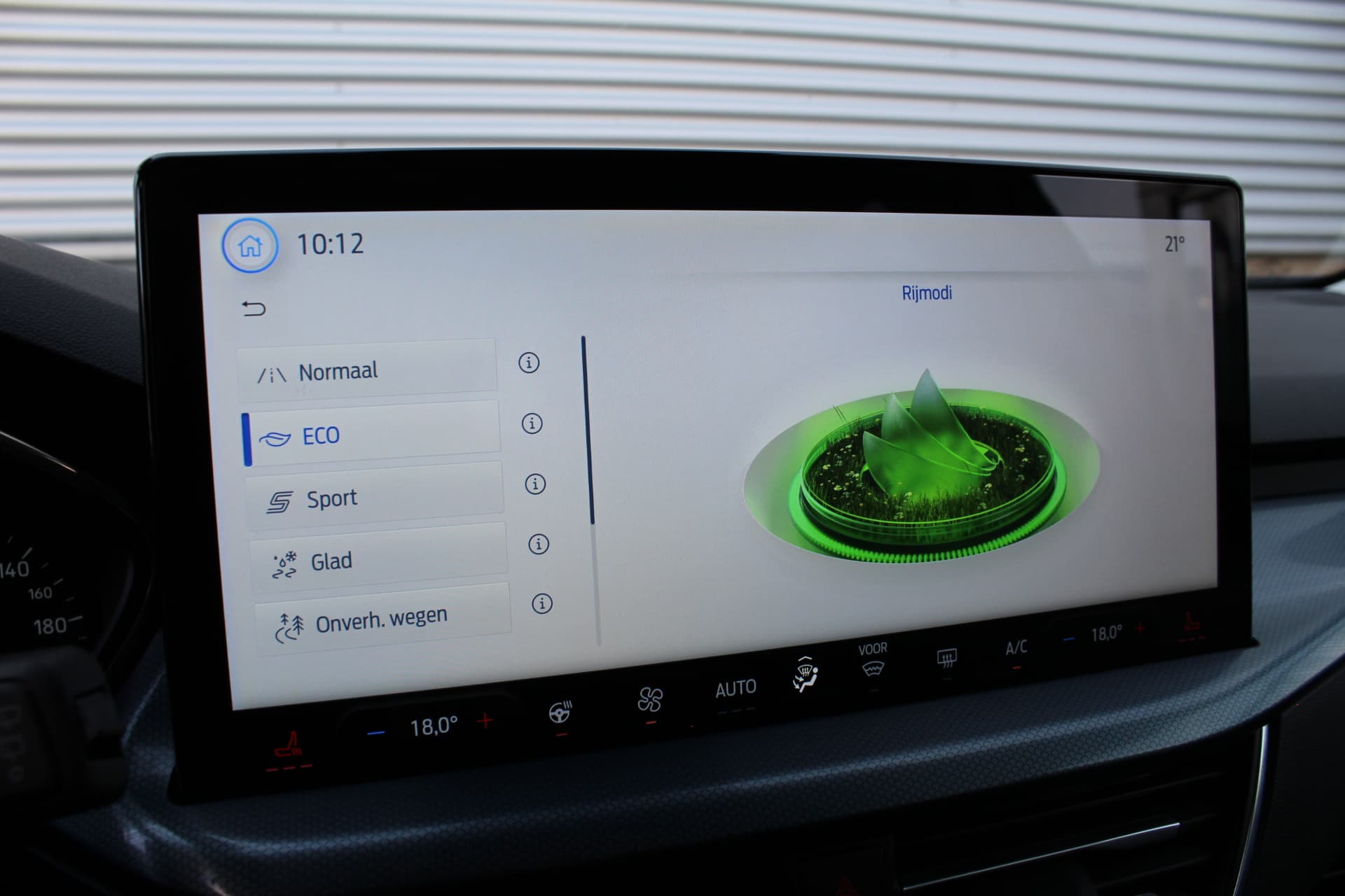 Ford FOCUS Wagon 1.0 EcoBoost 125PK Titanium Active thumbnail 31