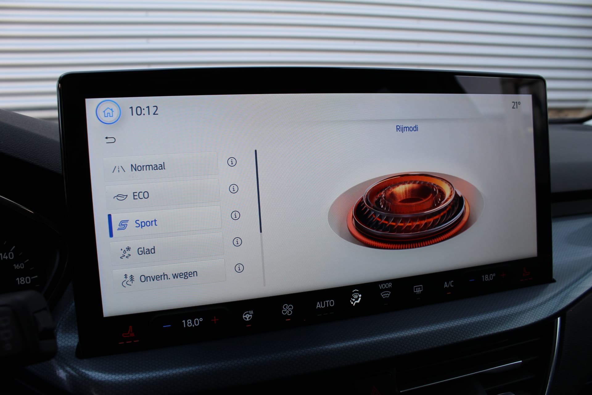 Ford FOCUS Wagon 1.0 EcoBoost 125PK Titanium Active thumbnail 34