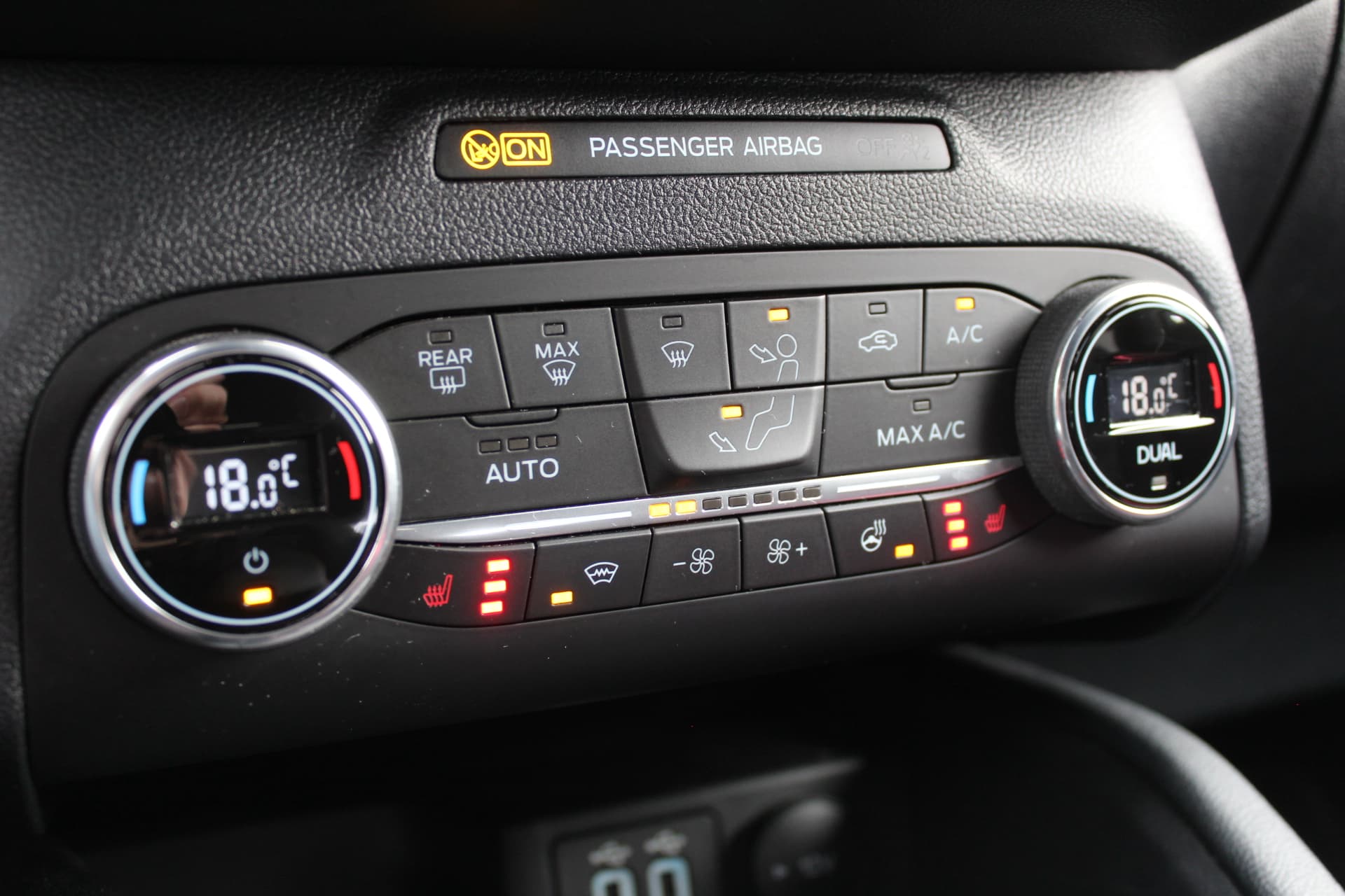 Ford Kuga 1.5 EcoBoost 150PK ST-Line thumbnail 18