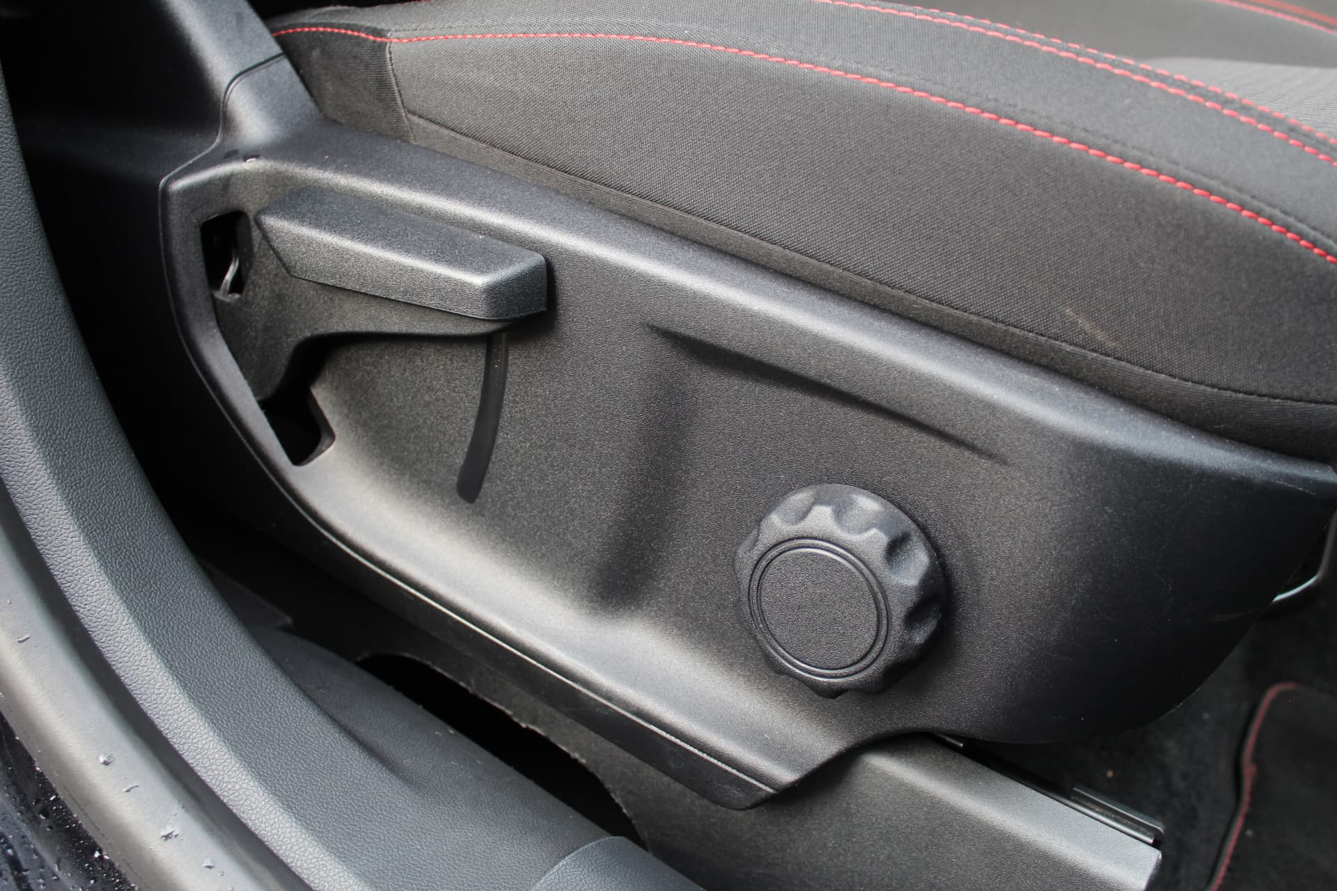 Ford Kuga 1.5 EcoBoost 150PK ST-Line thumbnail 44