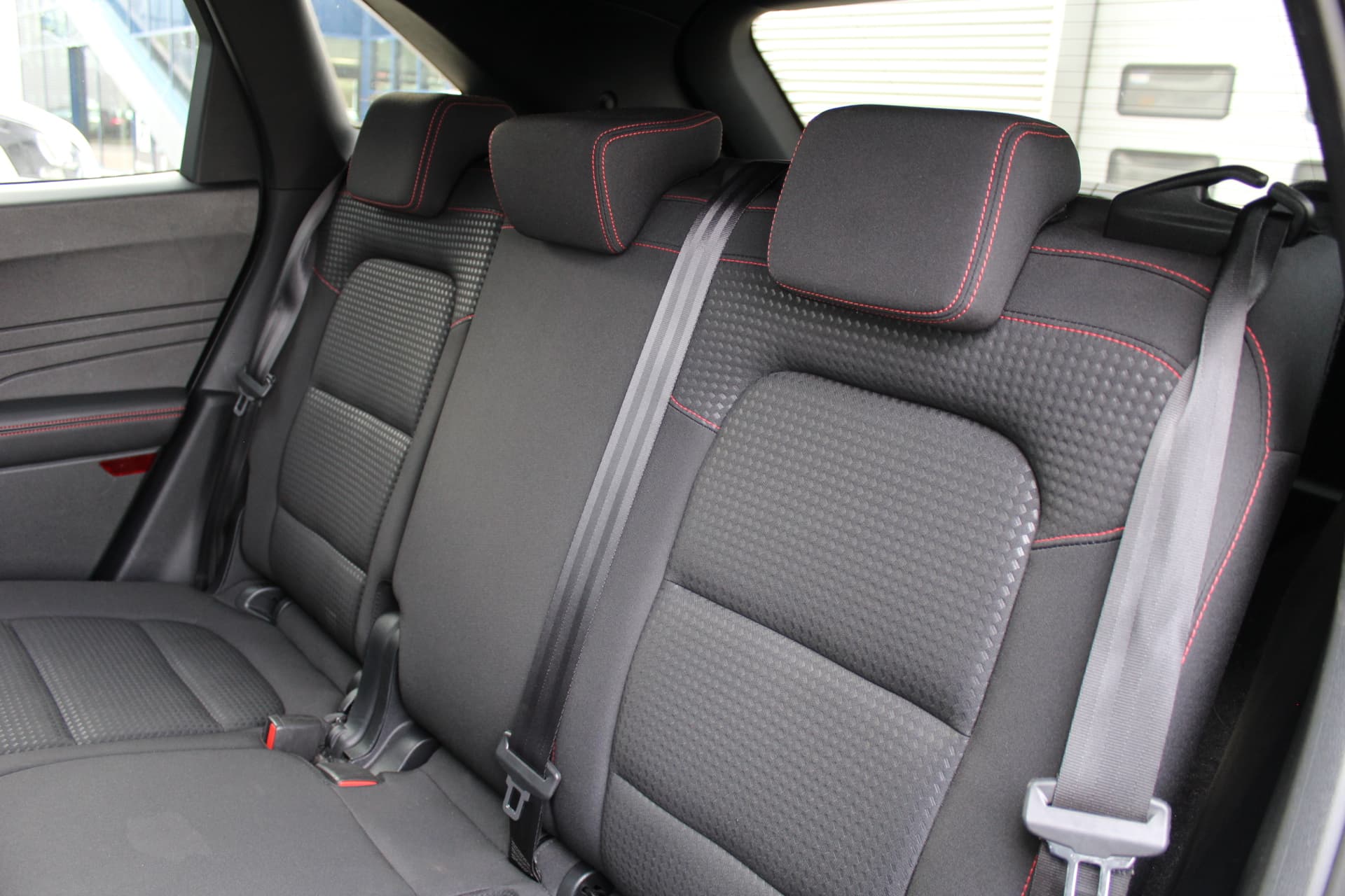 Ford Kuga 1.5 EcoBoost 150PK ST-Line thumbnail 51