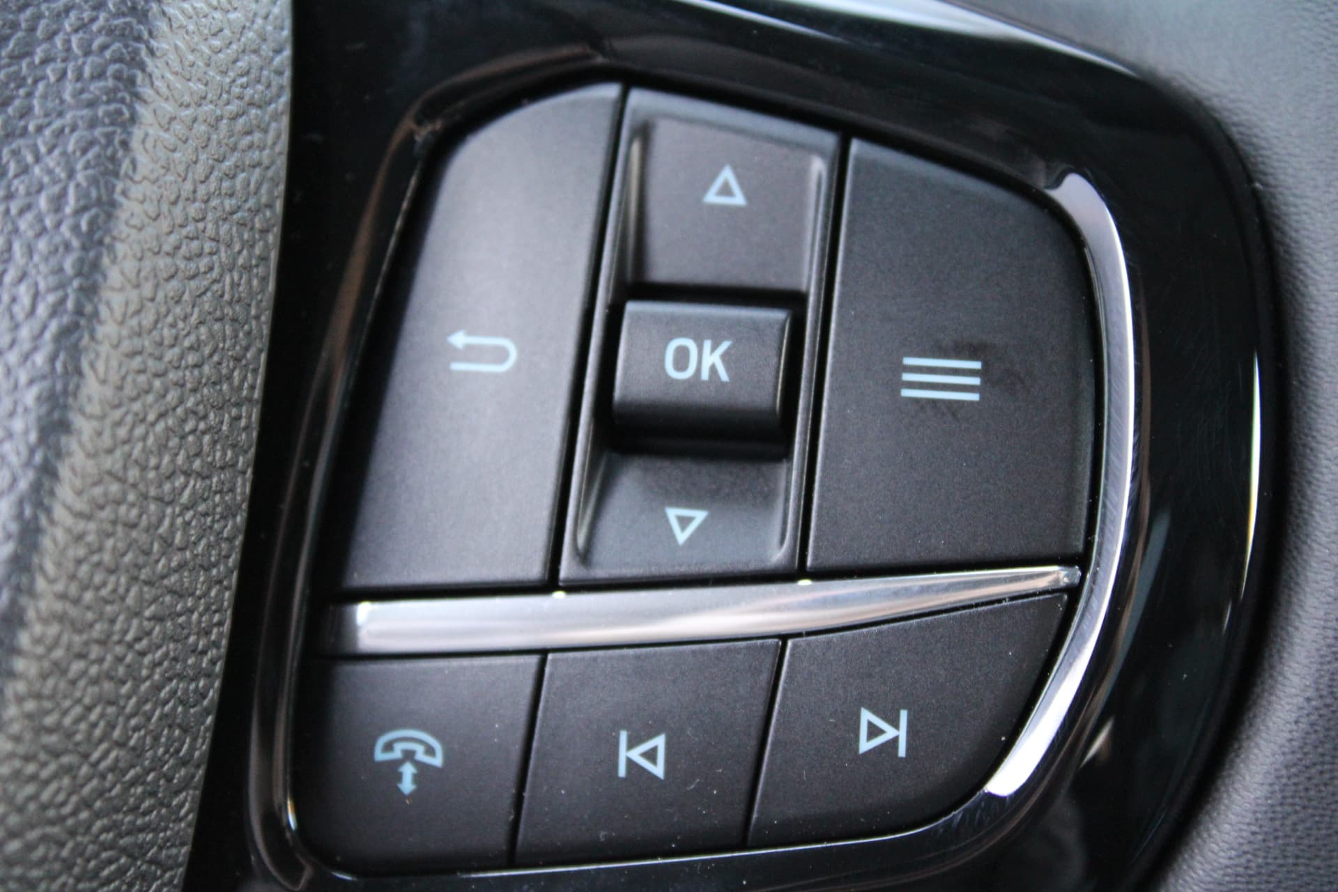 Ford Tourneo Custom PHEV L1H1 Titanium X thumbnail 12