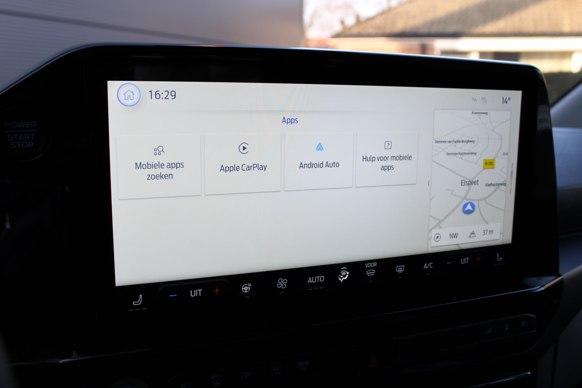 Ford Tourneo Custom PHEV L1H1 Titanium X thumbnail 27