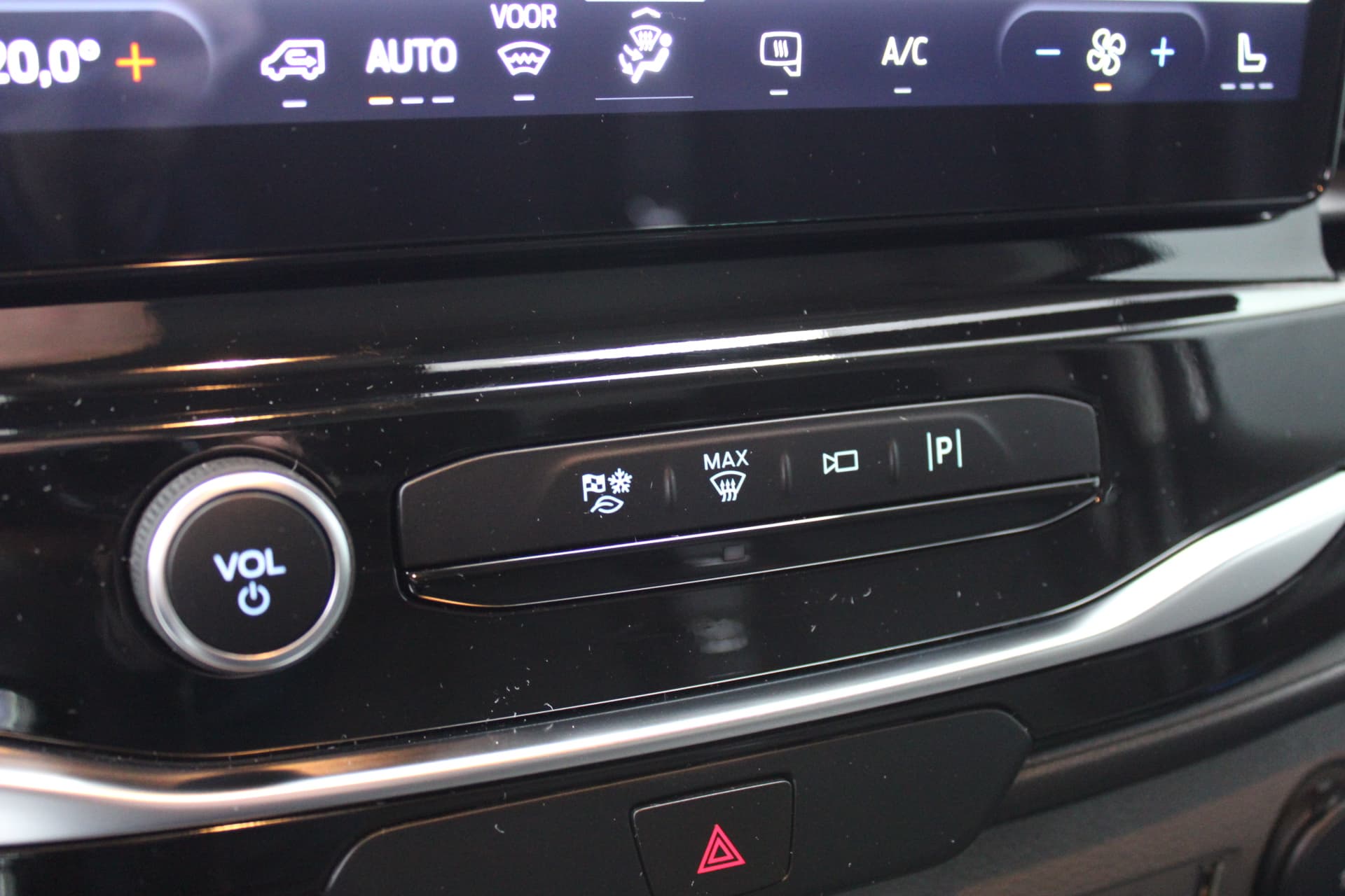 Ford Transit L2H2 170PK 330 Trend thumbnail 15