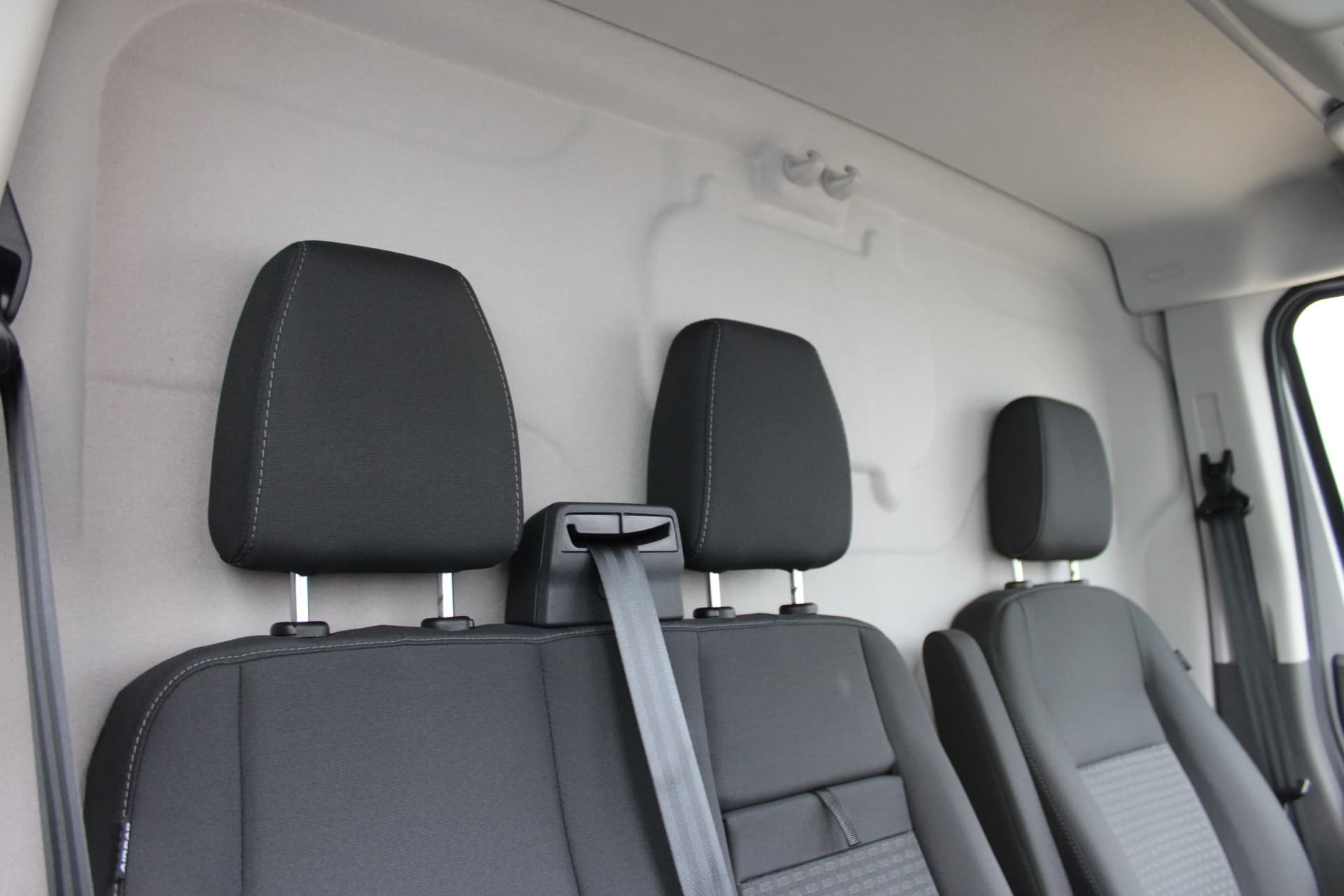 Ford Transit L2H2 170PK 330 Trend thumbnail 20