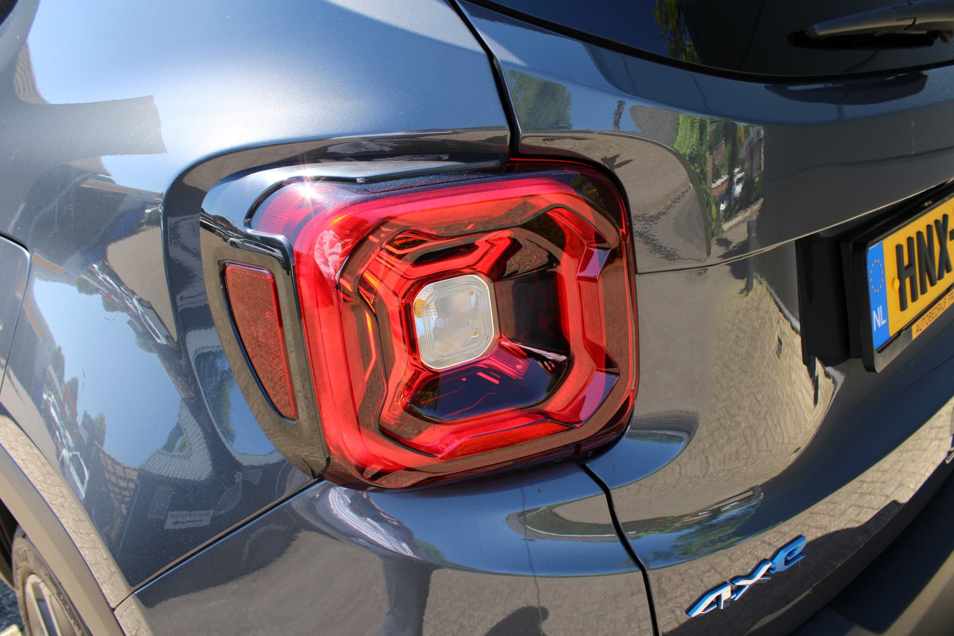 Jeep Renegade 4xe 190 Plug-in Hybrid S thumbnail 22