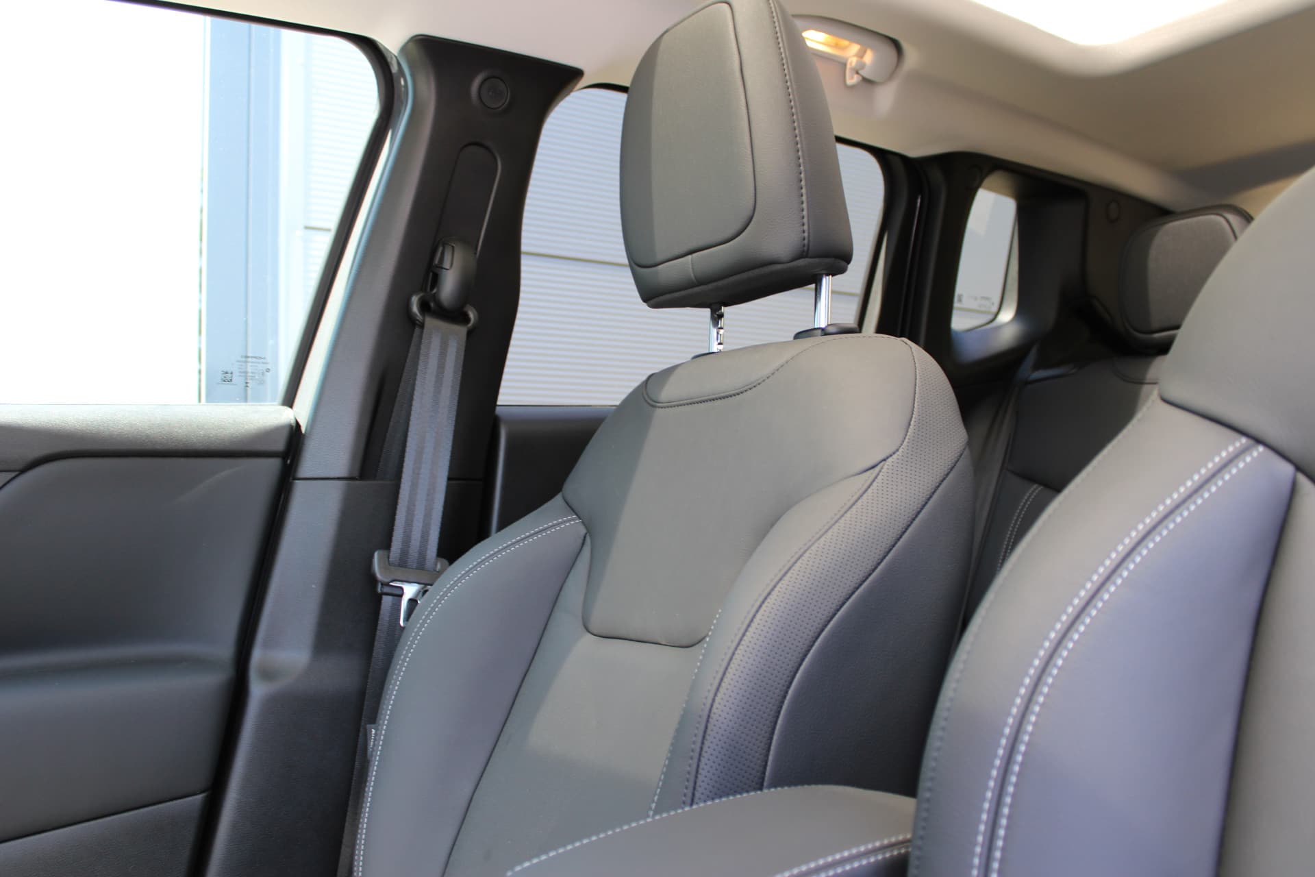 Jeep Renegade 4xe 190 Plug-in Hybrid S thumbnail 23