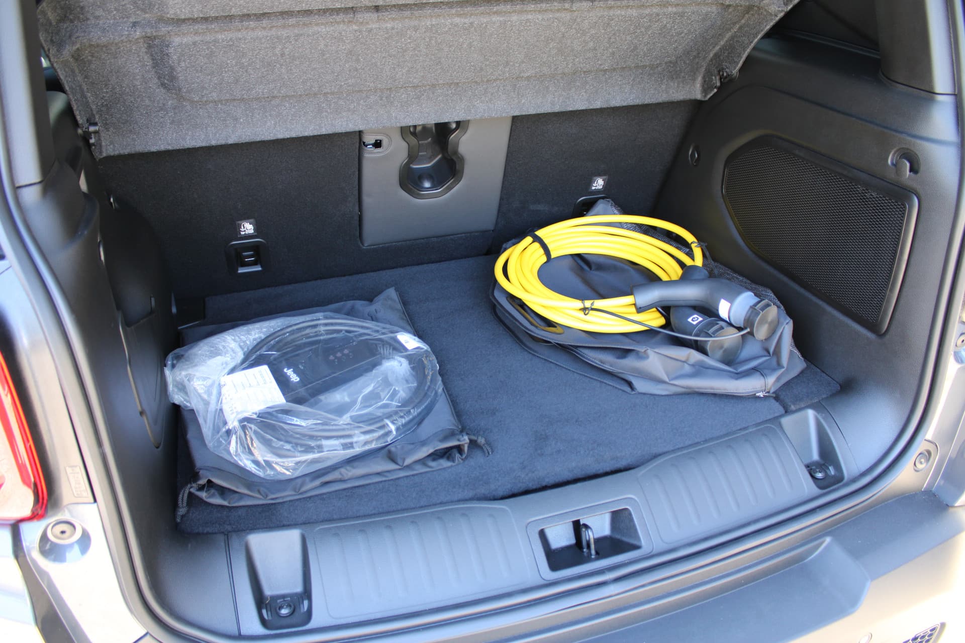 Jeep Renegade 4xe 190 Plug-in Hybrid S thumbnail 49