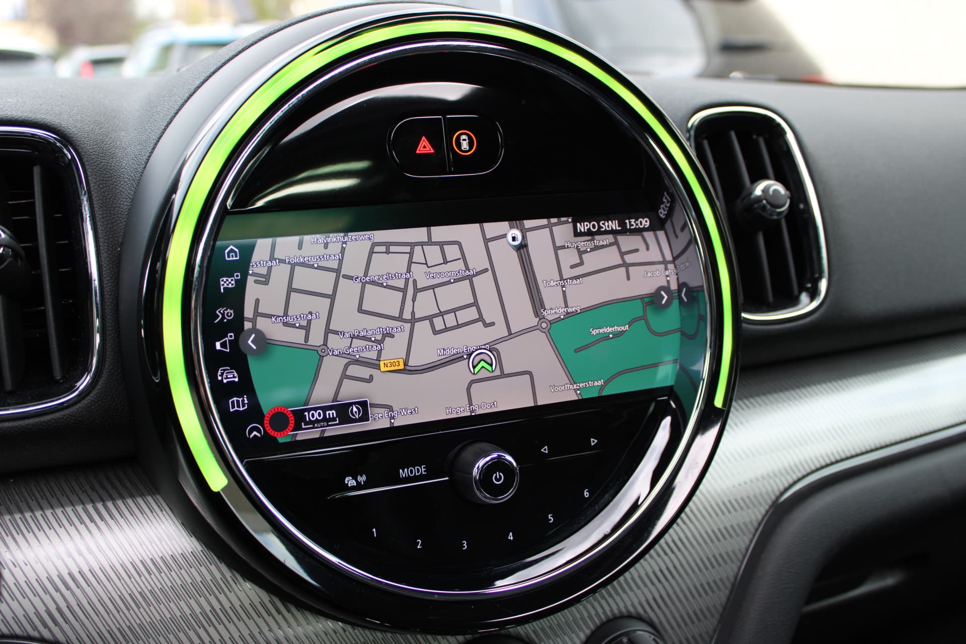 MINI Countryman 2.0 Cooper S Boardwalk Edition thumbnail 15