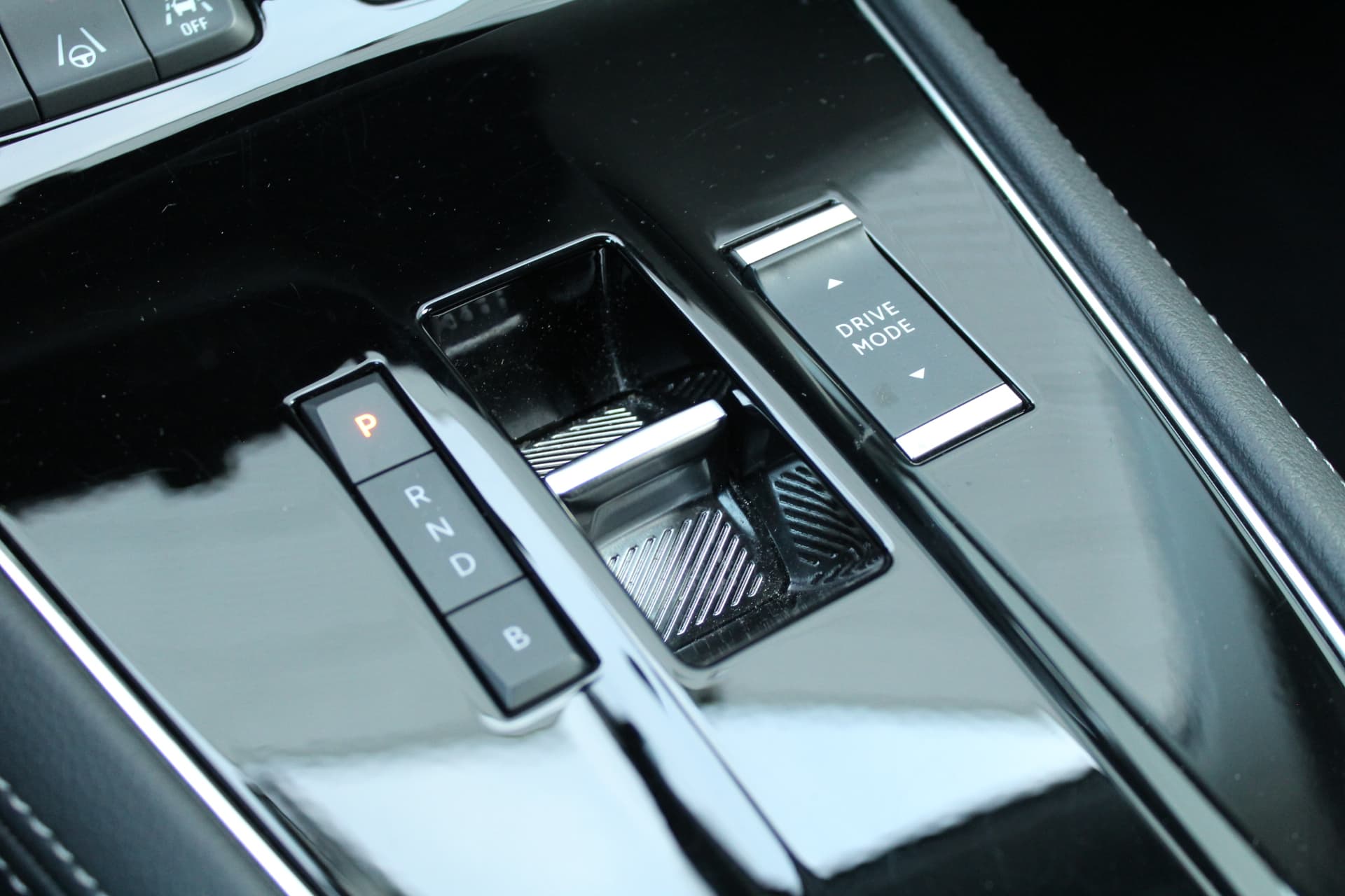 Opel Grandland 1.6 Turbo Plug-In Hybrid GS thumbnail 12