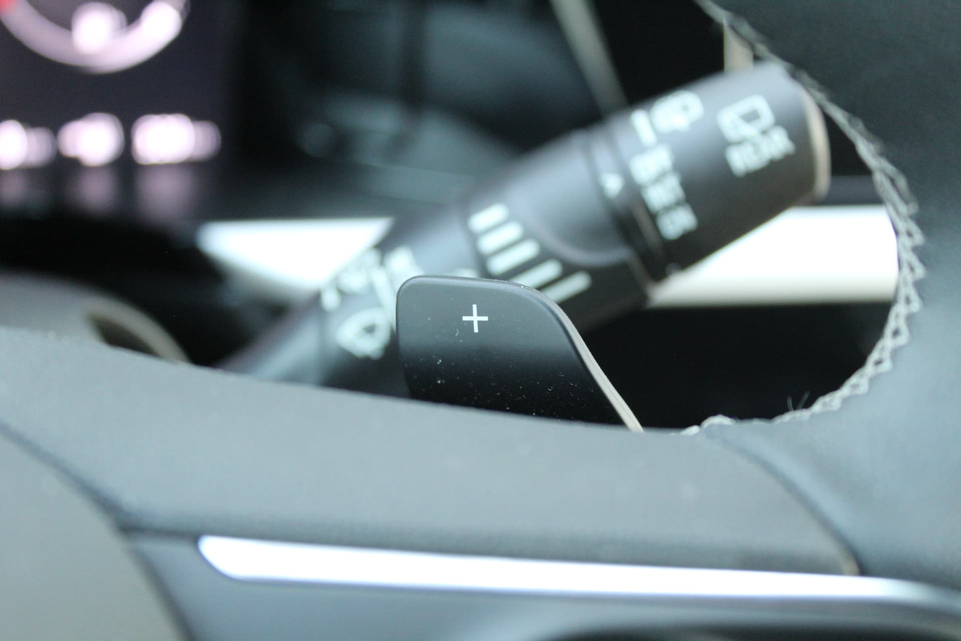 Opel Grandland 1.6 Turbo Plug-In Hybrid GS thumbnail 17