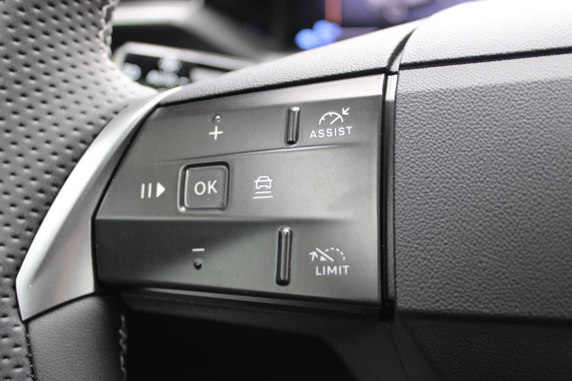 Opel Grandland 1.6 Turbo Plug-in-Hybrid Ultimate thumbnail 8