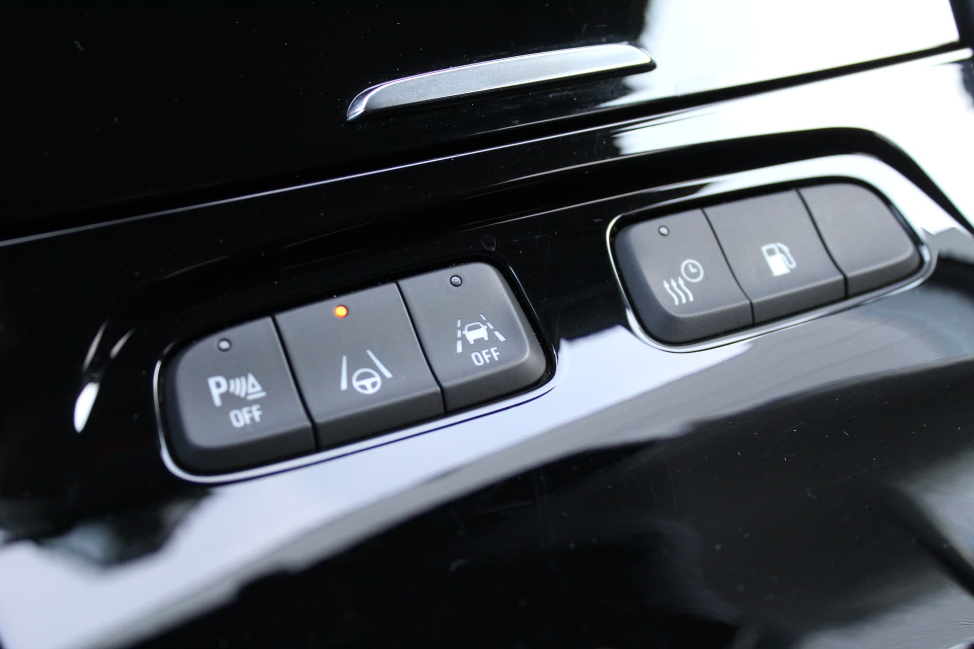 Opel Grandland 1.6 Turbo Plug-In Hybrid GS thumbnail 16