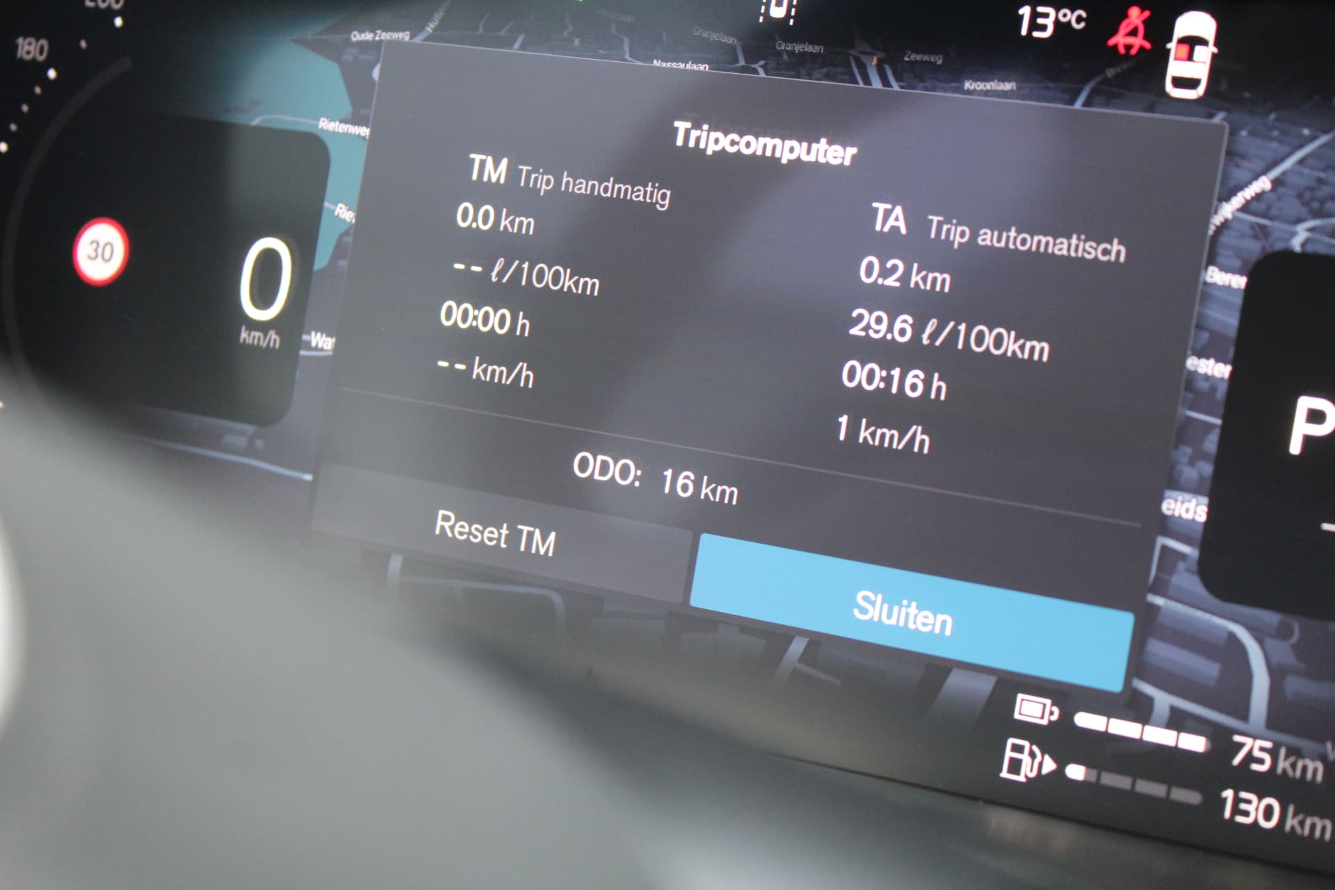 Volvo XC60 2.0 T8 Plug-in hybrid AWD Plus Black Edition thumbnail 13