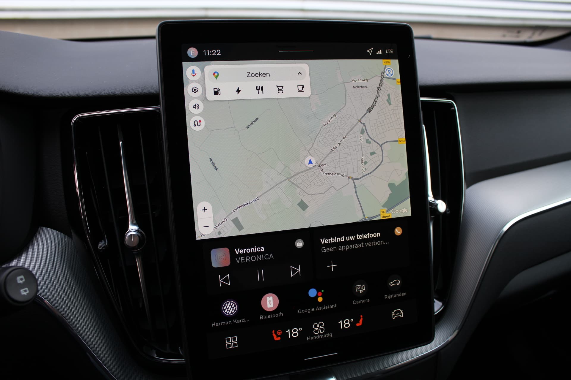 Volvo XC60 2.0 T8 Plug-in hybrid AWD Plus Black Edition thumbnail 18