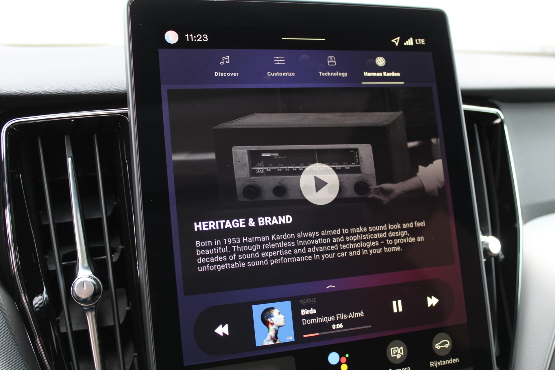 Volvo XC60 2.0 T8 Plug-in hybrid AWD Plus Black Edition thumbnail 25