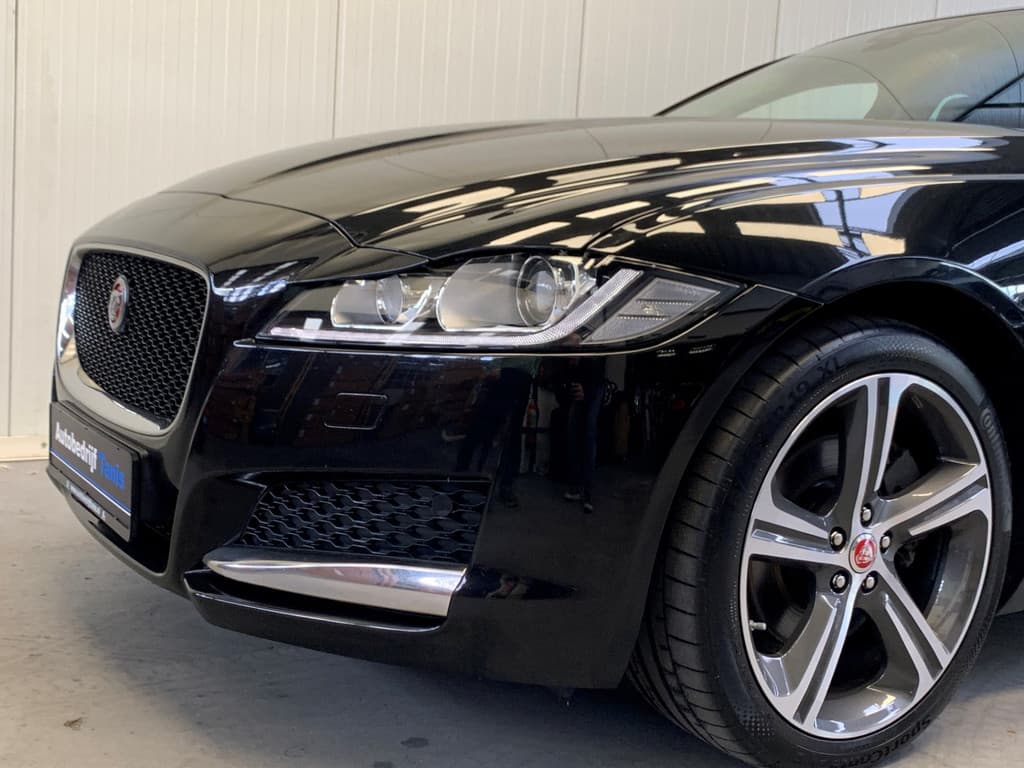 Jaguar XF 2.0t Prestige thumbnail 13