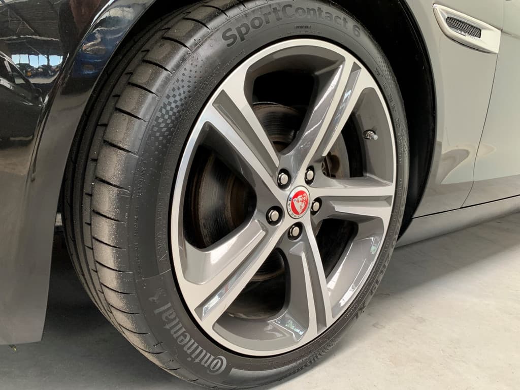 Jaguar XF 2.0t Prestige thumbnail 25